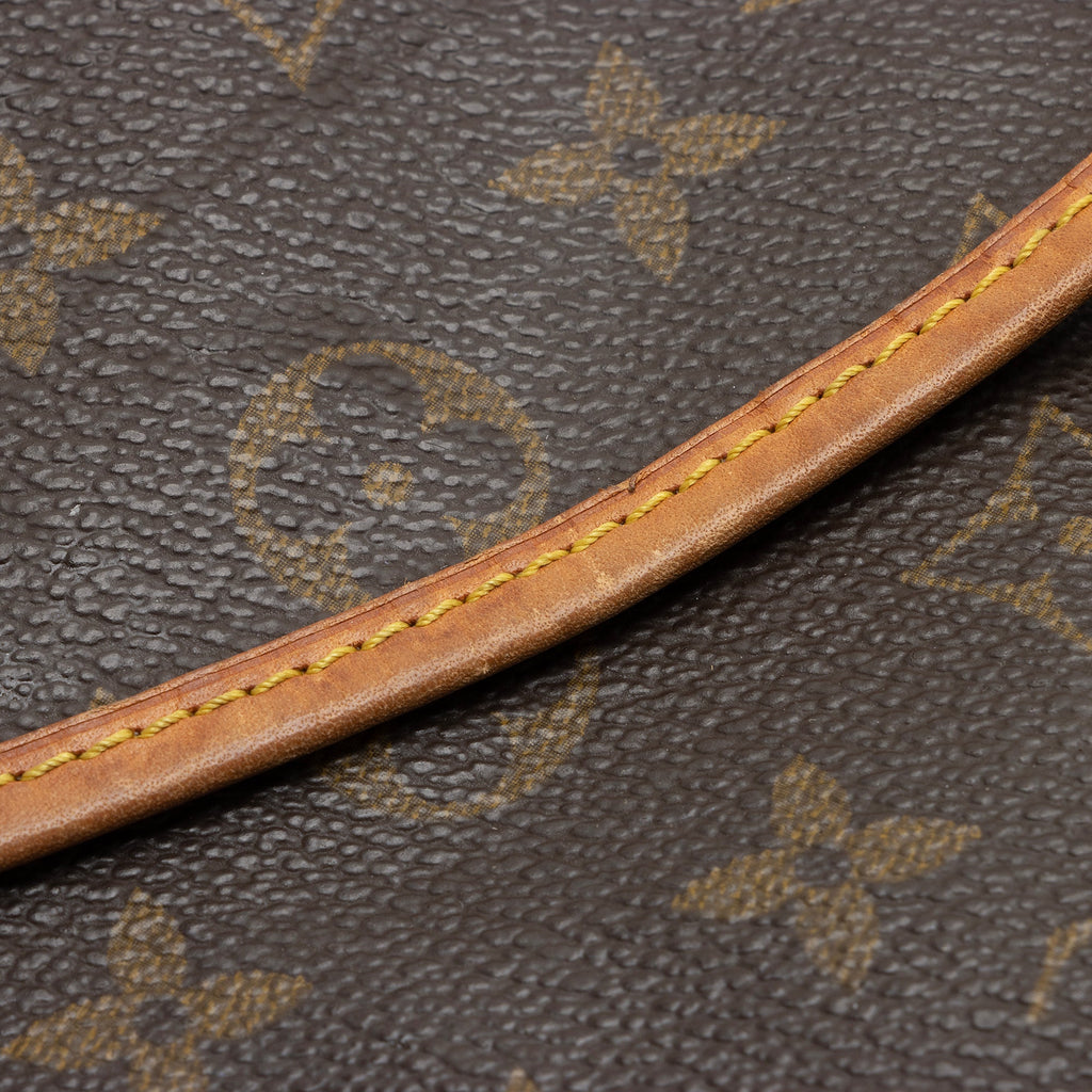 Louis Vuitton Vintage Monogram Canvas Saumur 35 Messenger Bag (SHF-sIW7oS)