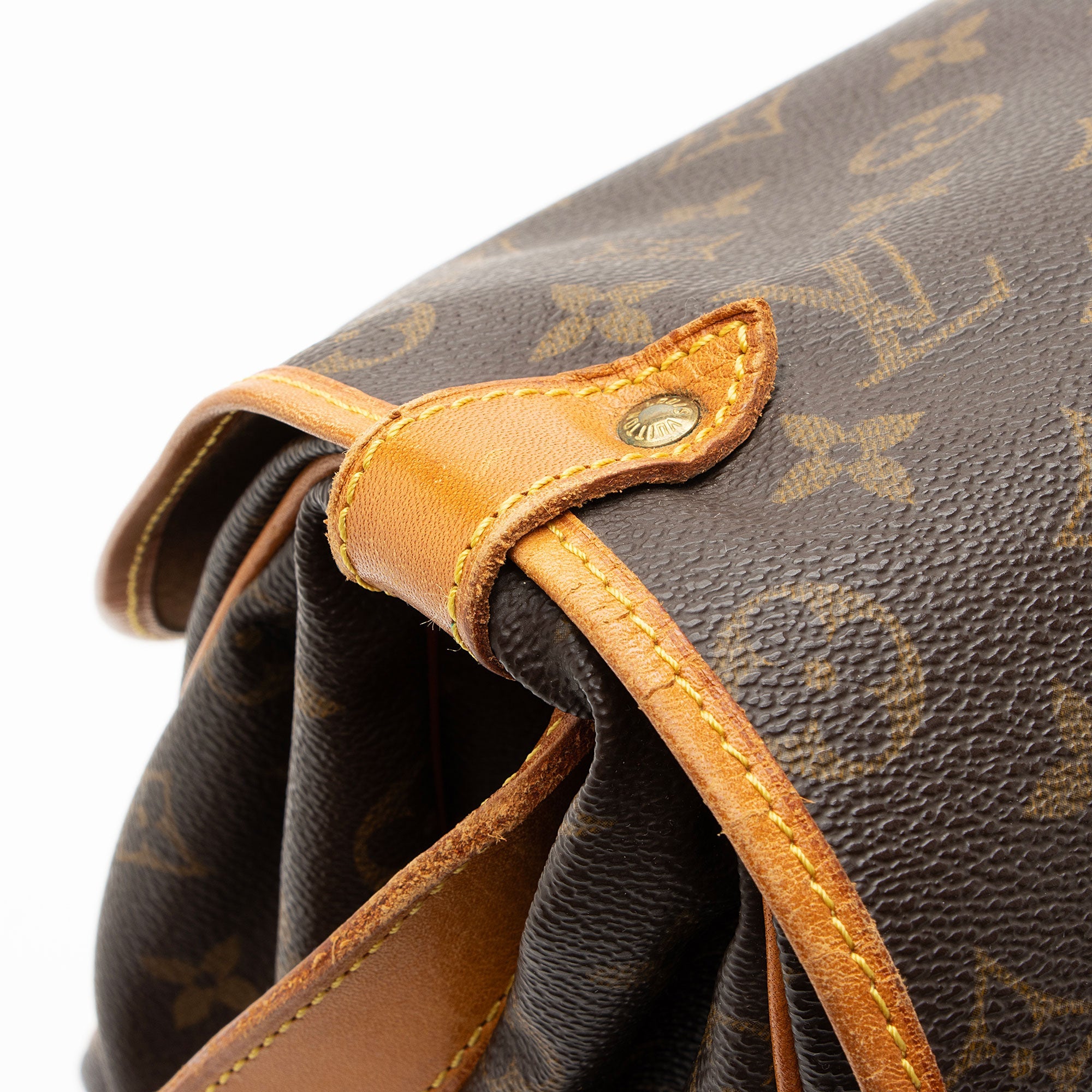 Louis Vuitton Vintage Monogram Canvas Saumur 35 Messenger