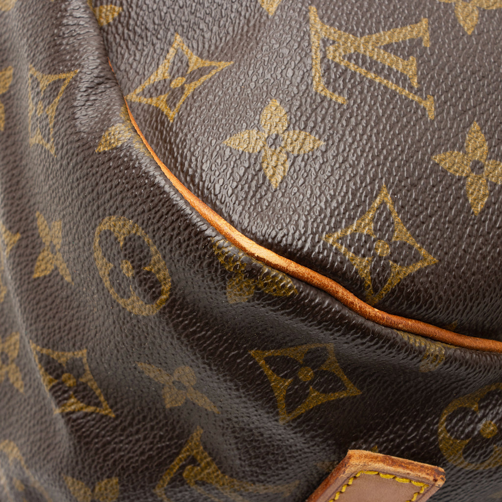 Louis Vuitton Vintage Monogram Canvas Saumur 35 Messenger
