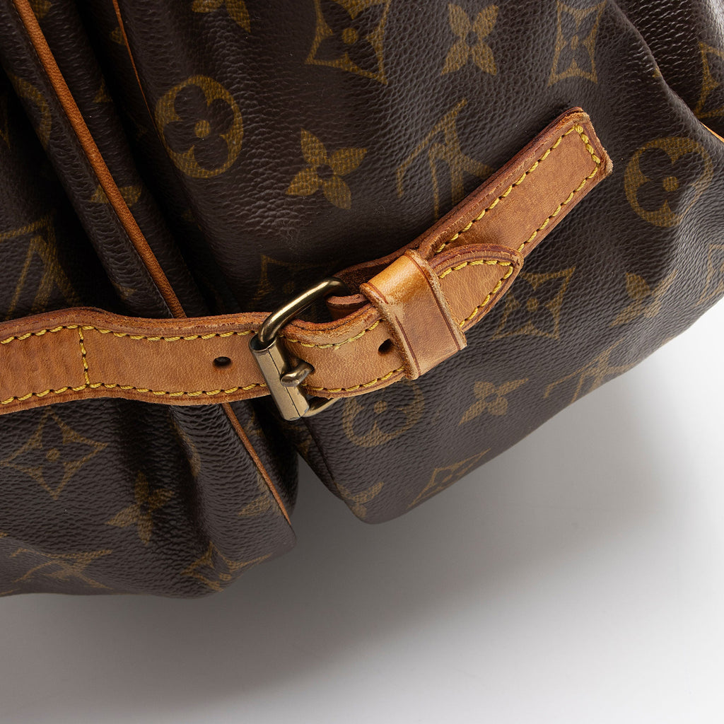 Louis Vuitton Vintage Monogram Canvas Saumur 35 Messenger