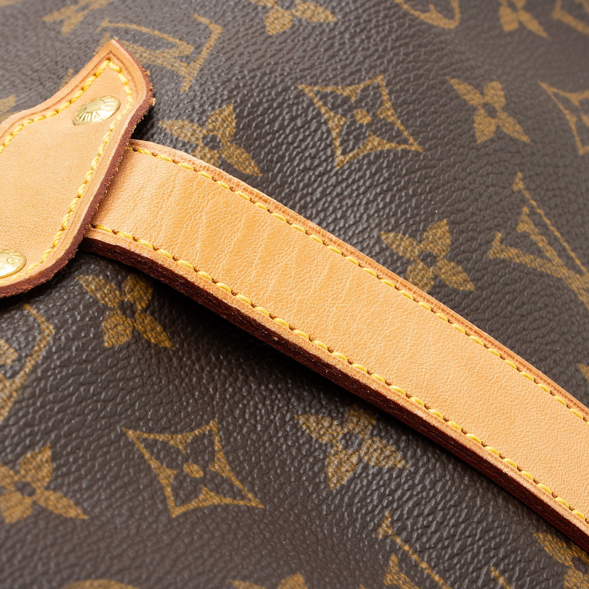 Louis Vuitton Vintage Monogram Canvas Saumur 35 Messenger