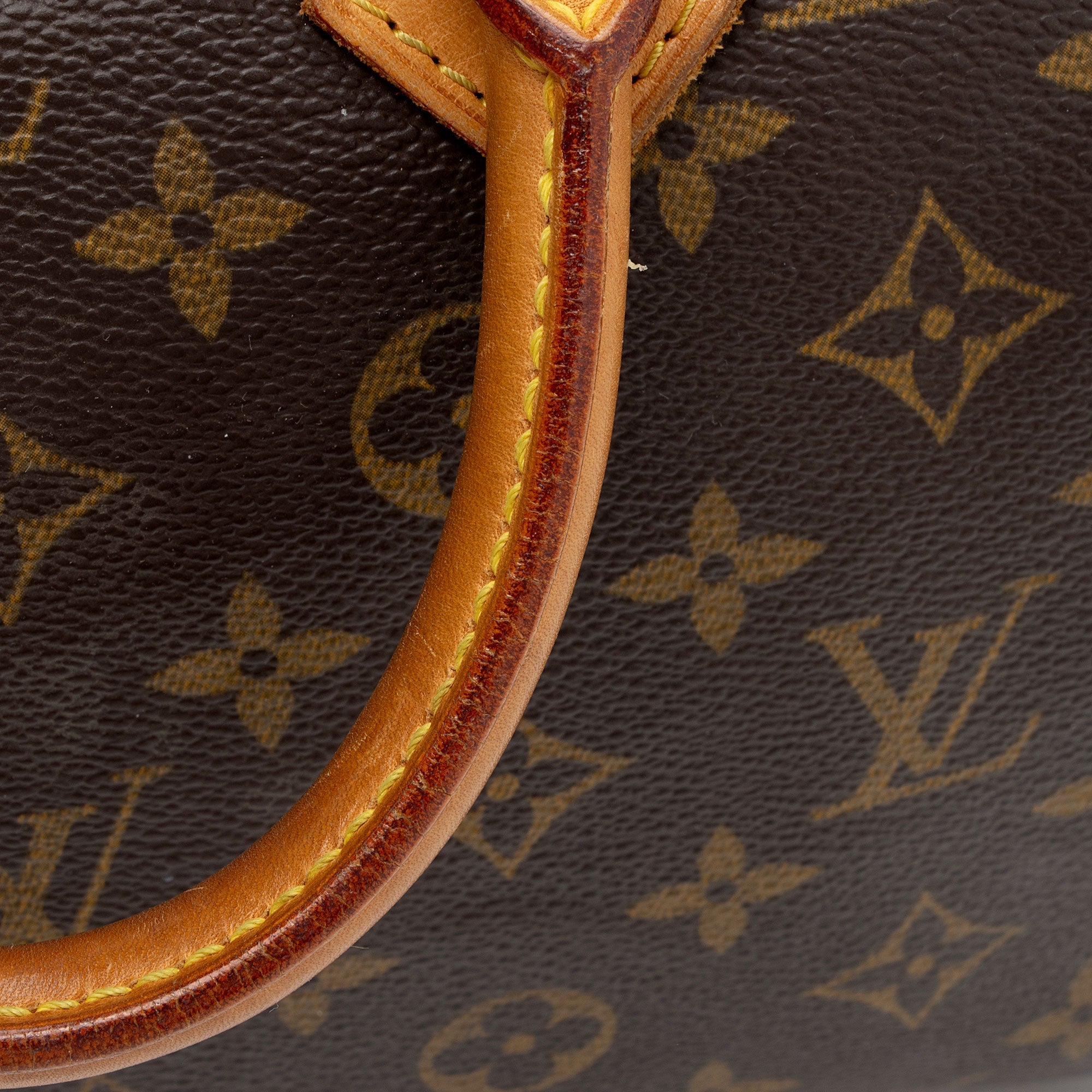 Louis Vuitton Vintage Monogram Canvas Speedy 25 Satchel (SHF-SoiU9a)