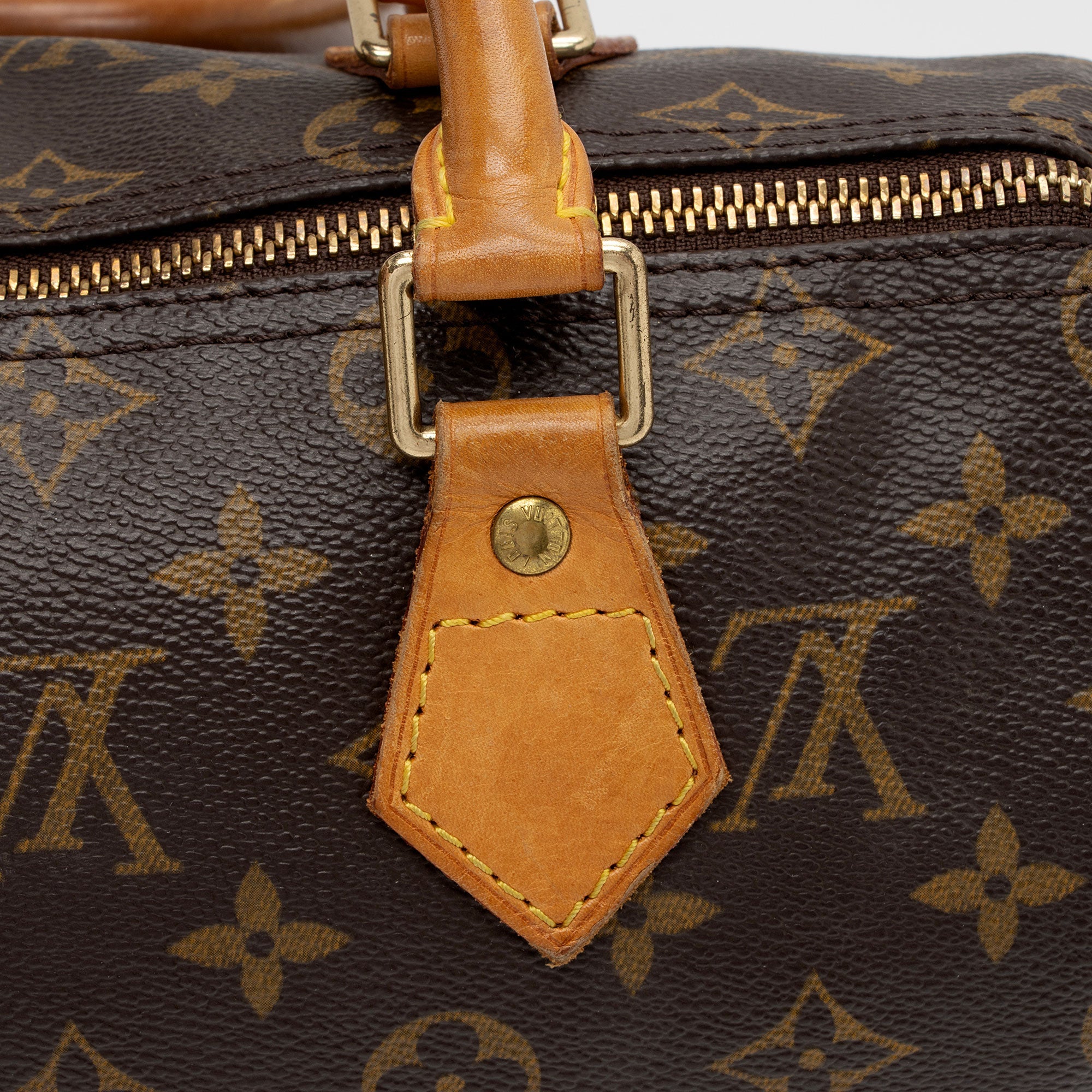 Louis Vuitton Vintage Monogram Canvas Speedy 25 Satchel (SHF-SoiU9a)