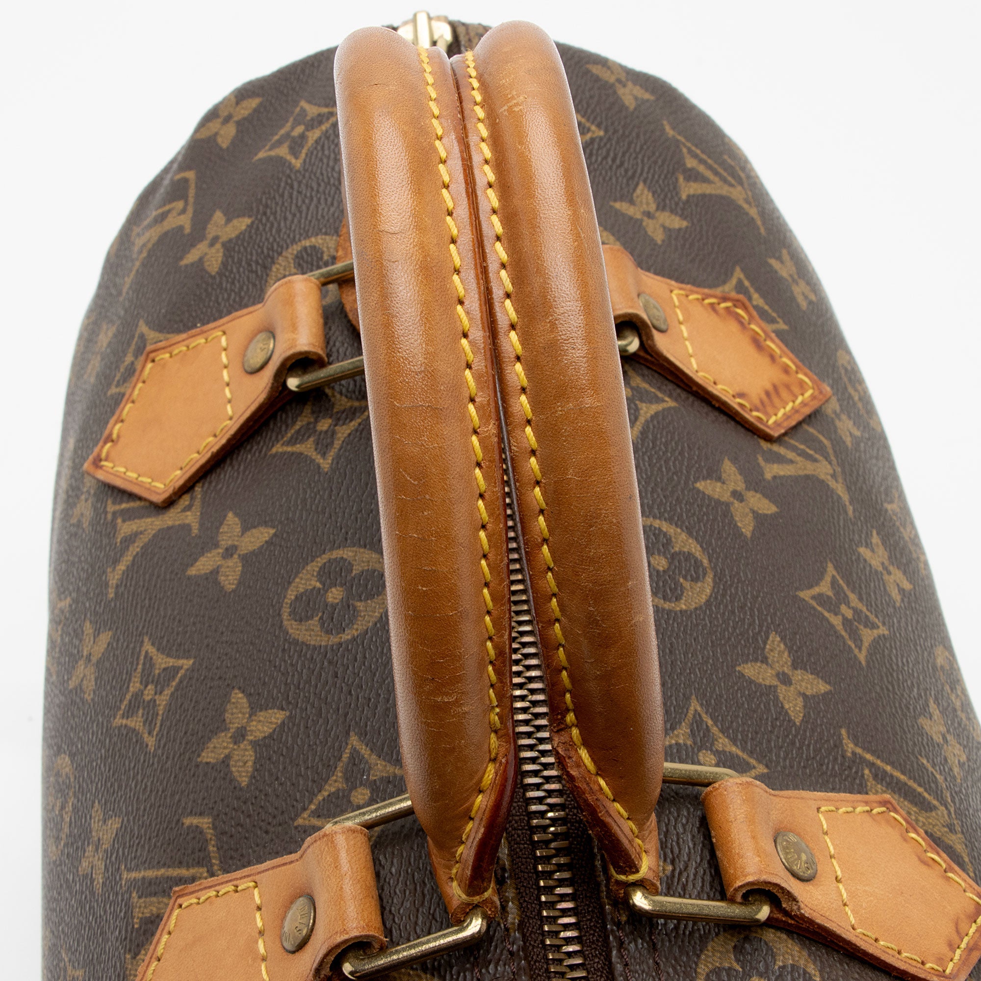 Louis Vuitton Vintage Monogram Canvas Speedy 30 Satchel (SHF-3F2a97)