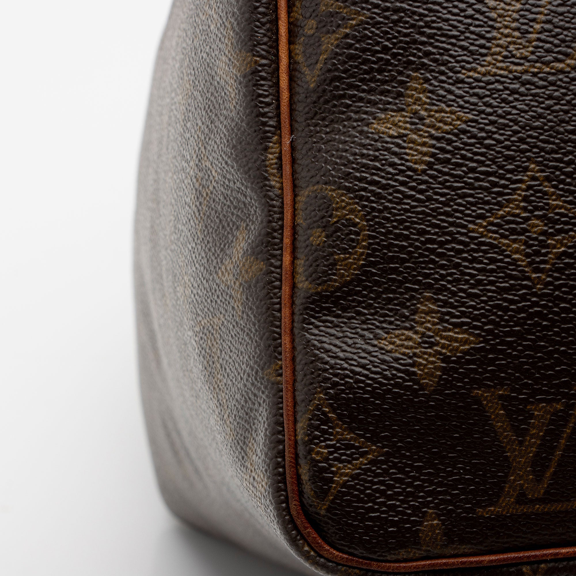 Louis Vuitton Vintage Monogram Canvas Speedy 30 Satchel (SHF-KJo9AE)