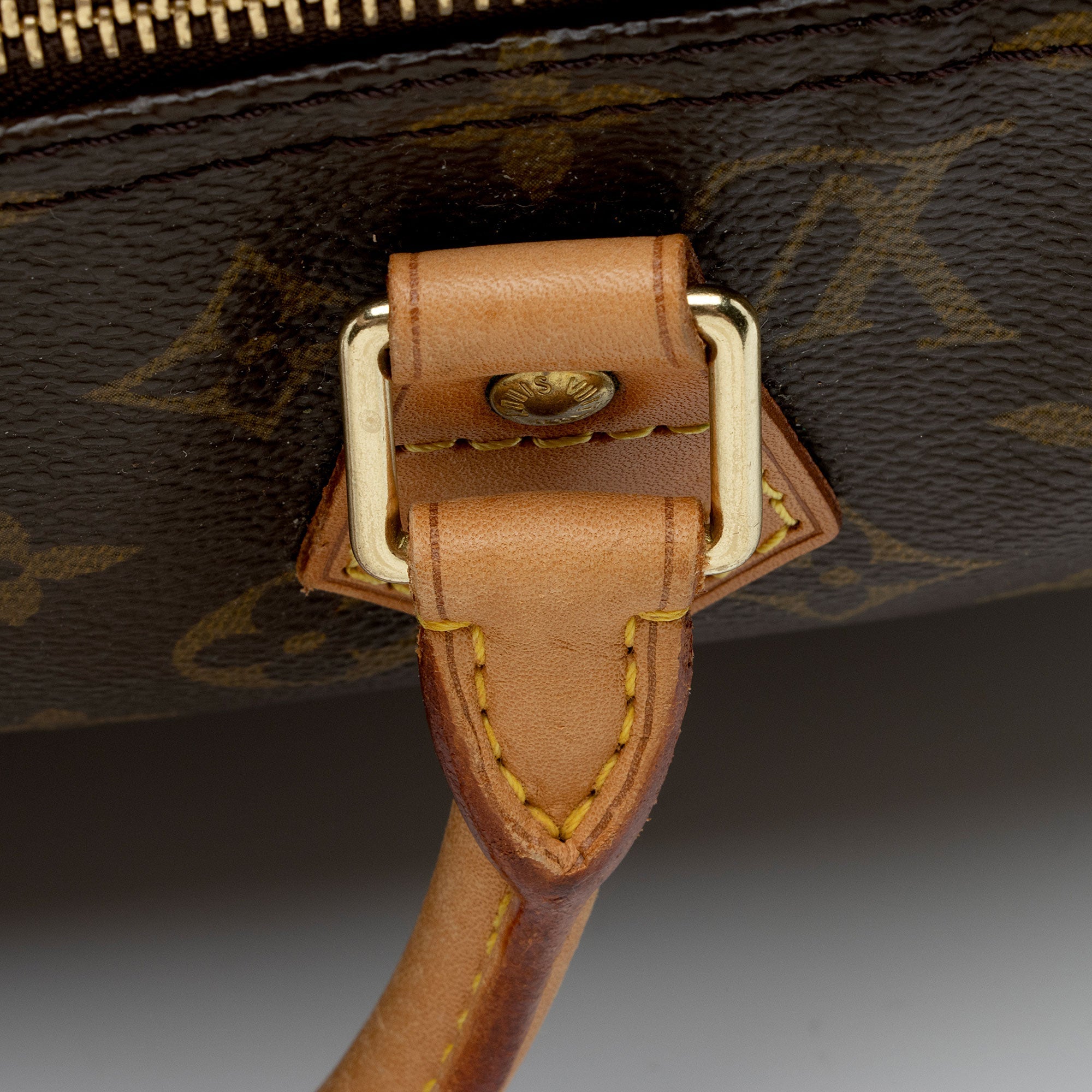 Louis Vuitton Vintage Monogram Canvas Speedy 40 Satchel (SHF-eyYBWC)