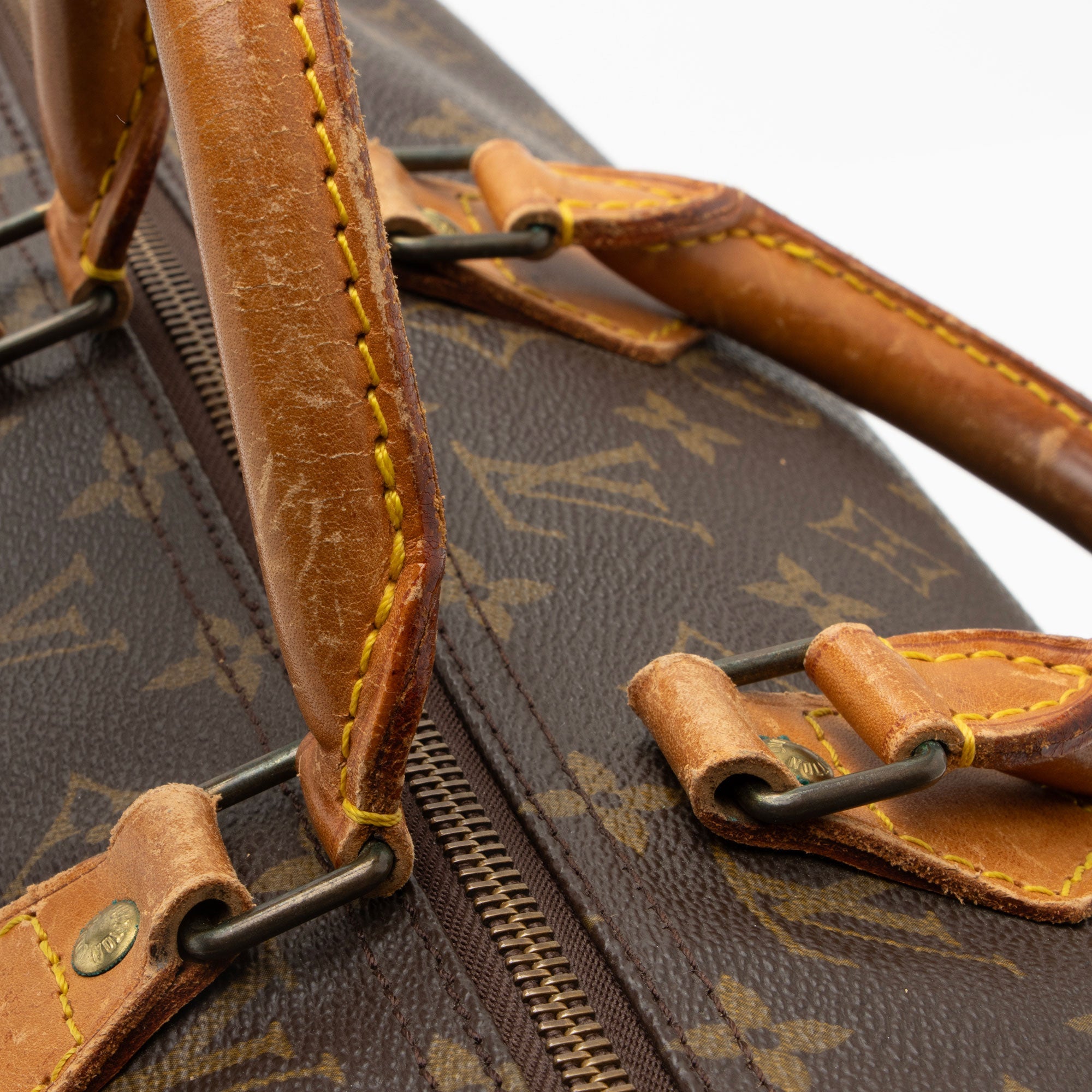 Louis Vuitton Vintage Monogram Canvas Speedy 40 Satchel (SHF-PeBLMa)