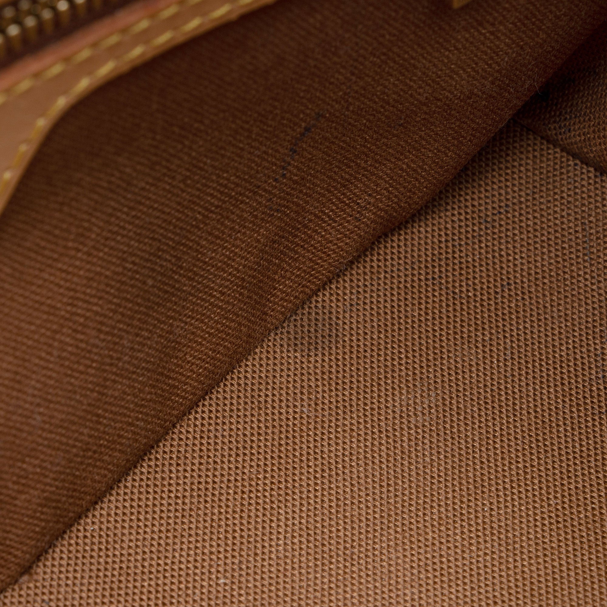 Louis Vuitton Vintage Monogram Canvas Trotteur Shoulder Bag