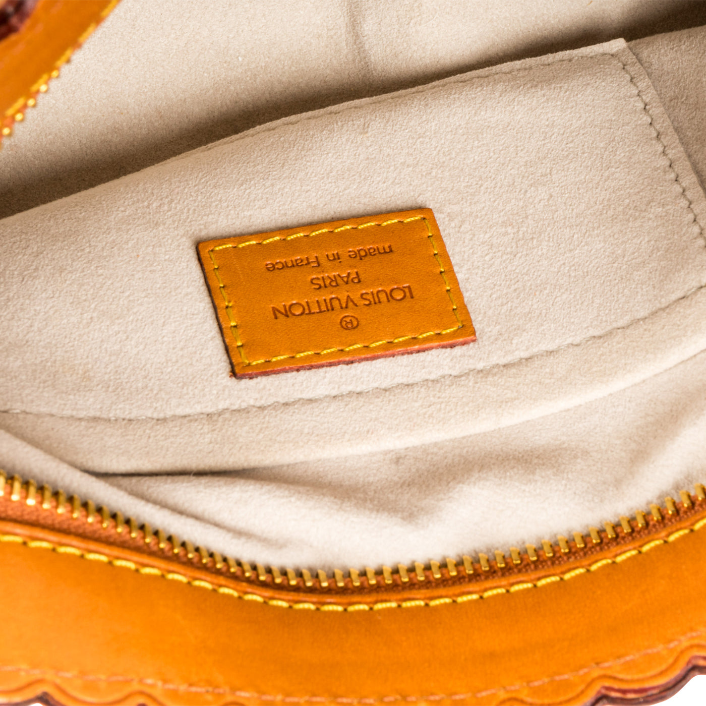 Louis Vuitton Shoulder Bag - Monogram Dentelle