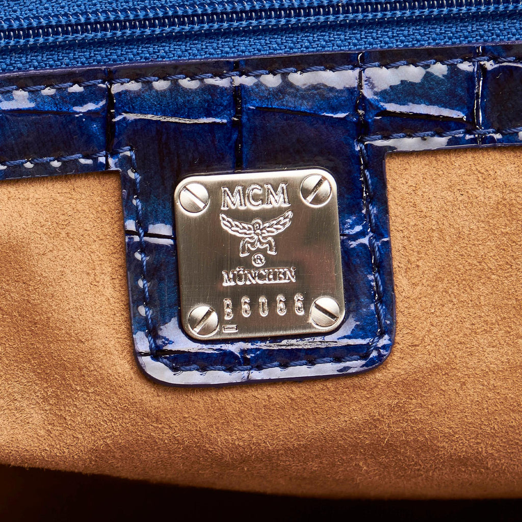 MCM Embossed Patent Leather Tote Bag (SHG-28666)