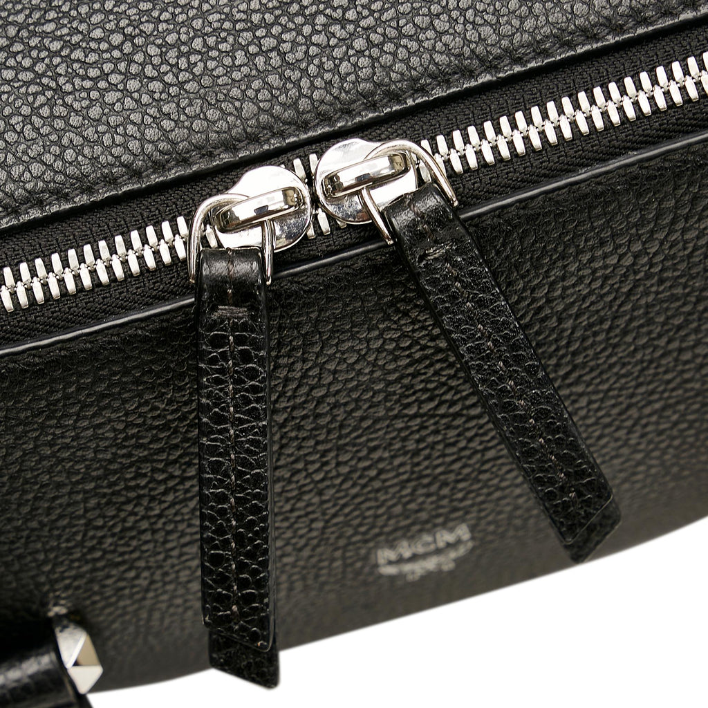 MCM Grained Calfskin Medium Ella (SHG-37897)