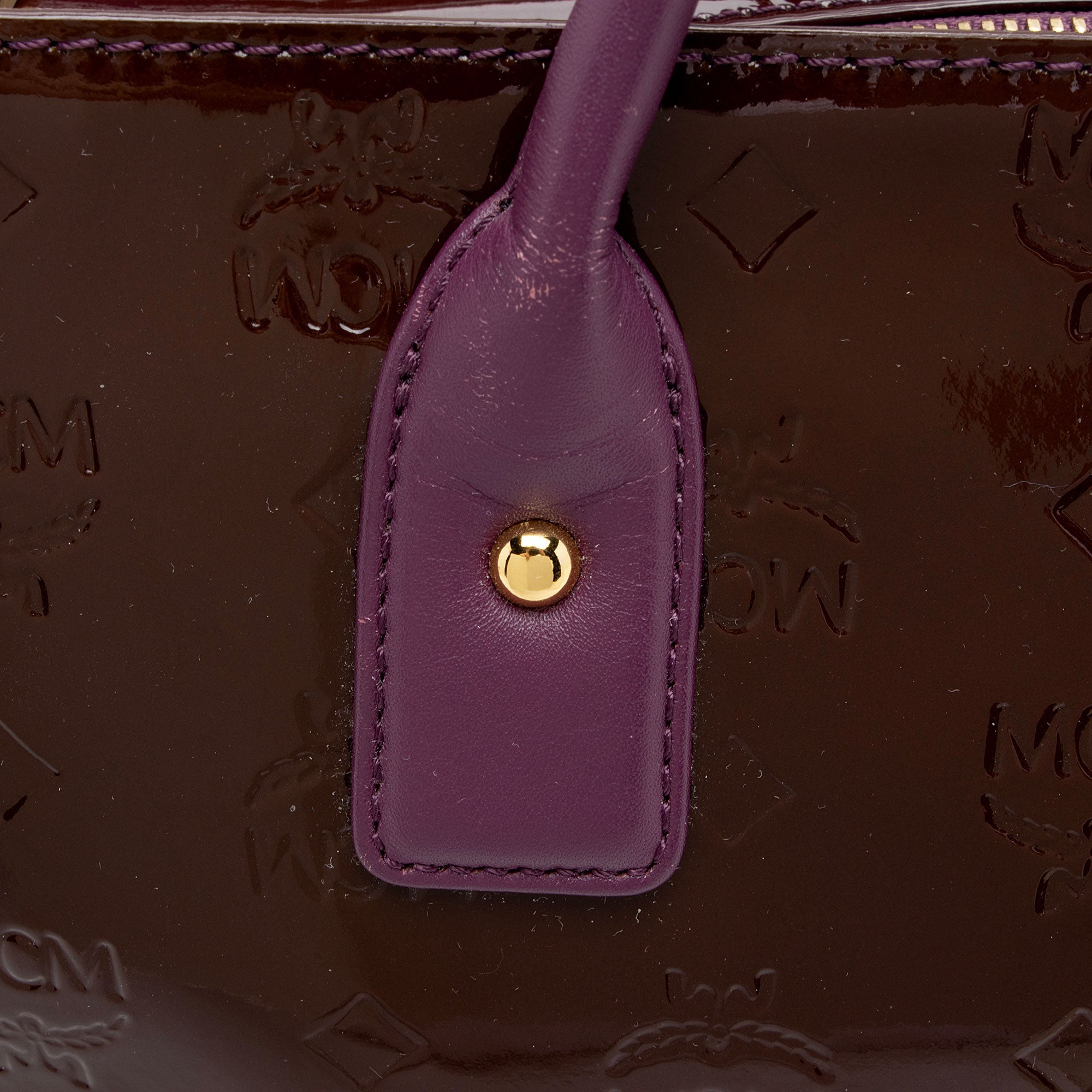 MCM Visteos Patent Leather Tote (SHF-pRkbzp)