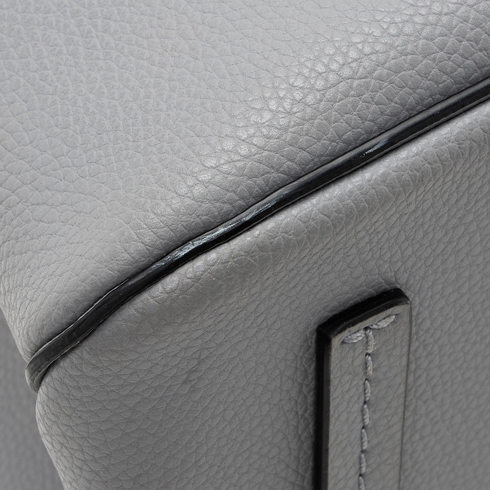 Marc Jacobs Calfskin Editor Shopping Tote (SHF-19177)