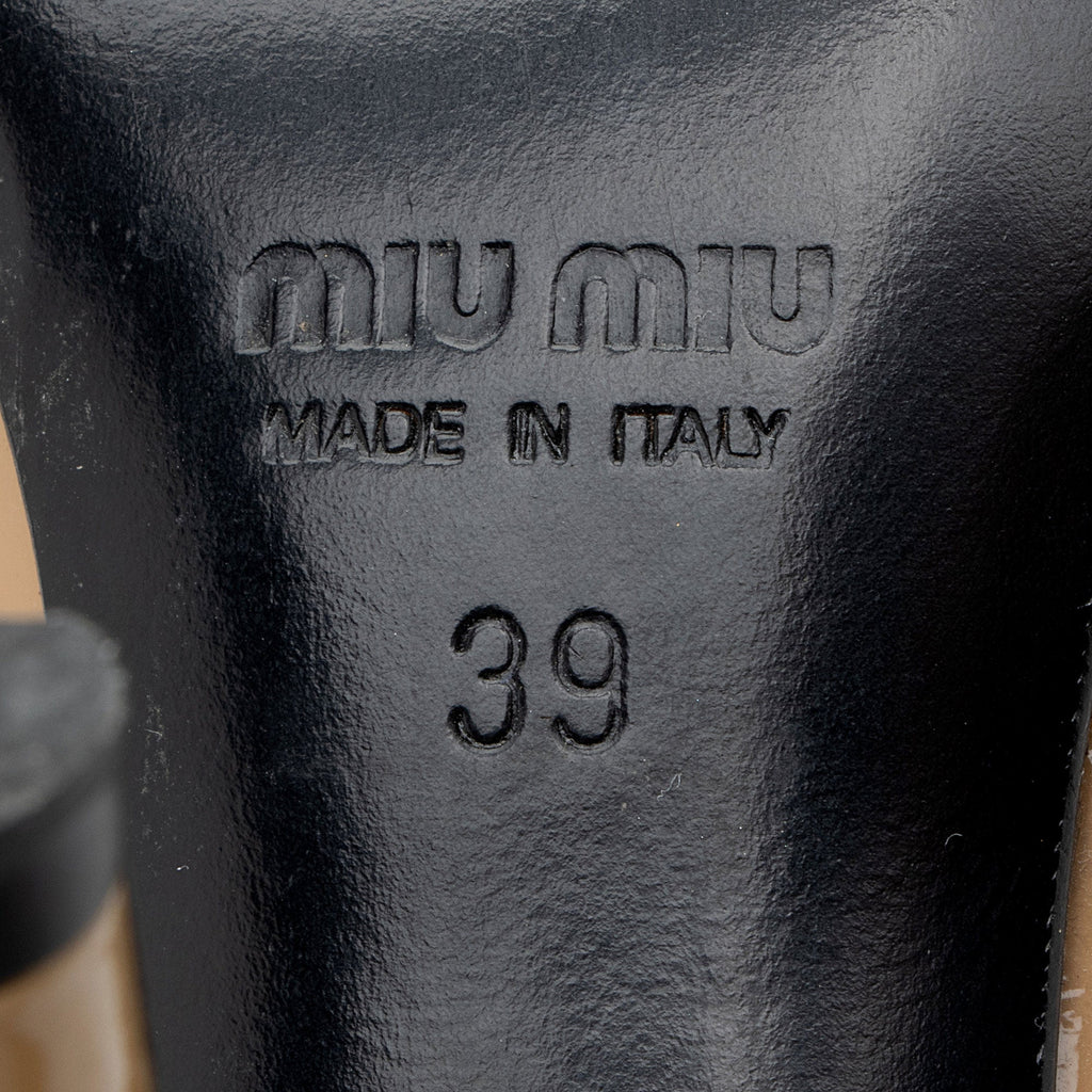 Miu Miu Patent Leather Brogue Slingback Pumps - Size 9 / 39 (SHF-PUrdef)