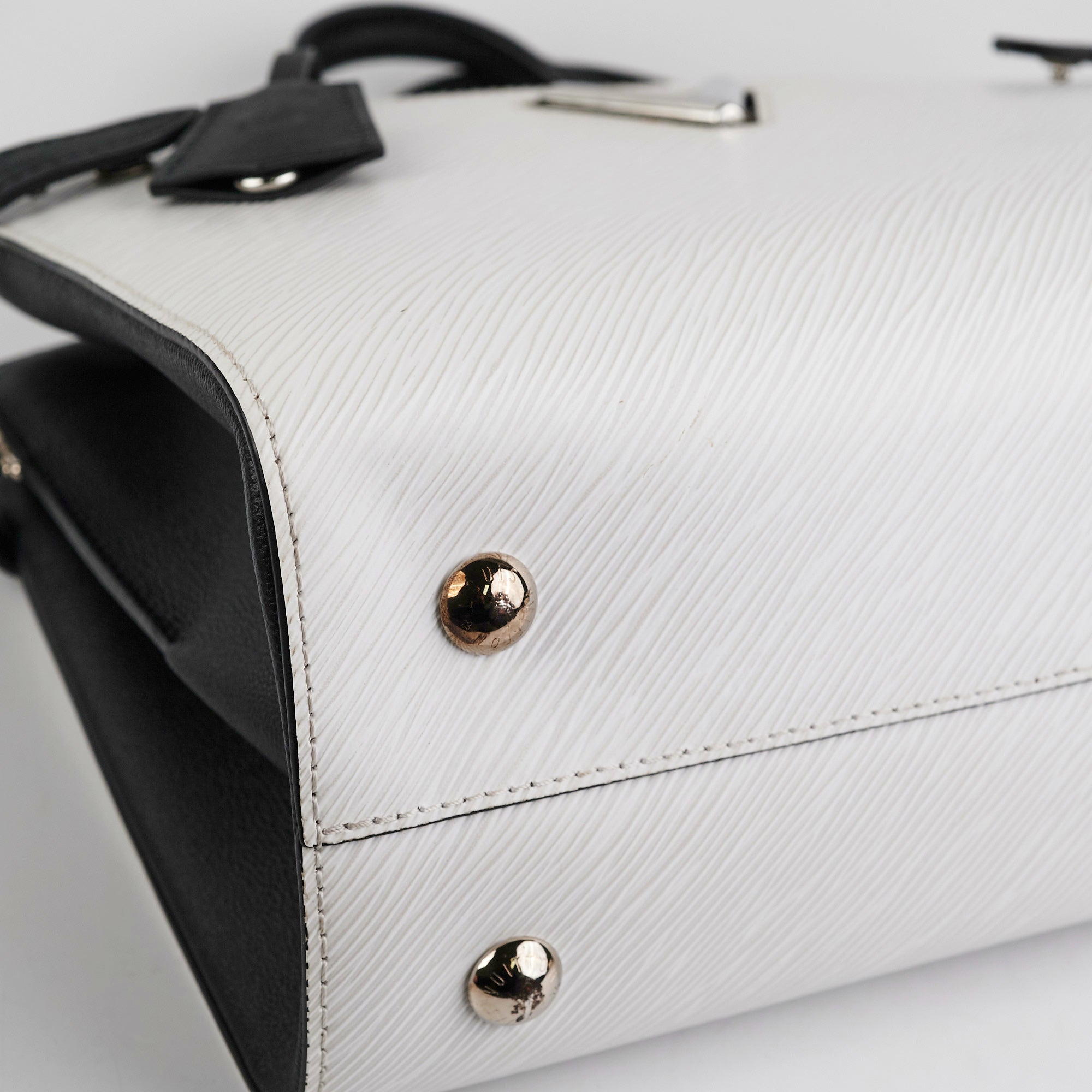 Louis Vuitton White Epi Twist Tote