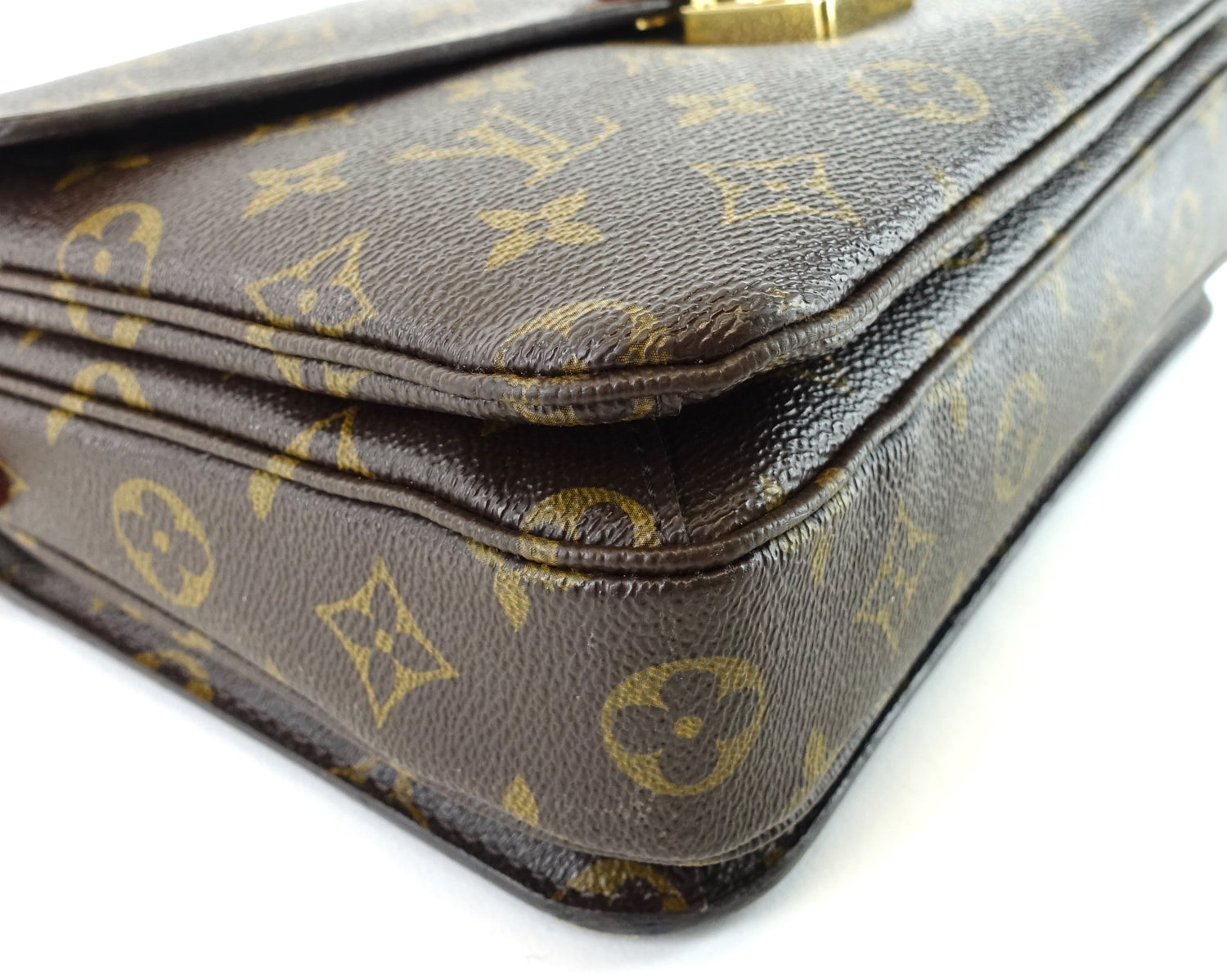 Louis Vuitto Pochette Metis Monogram Canvas Shoulder Bag