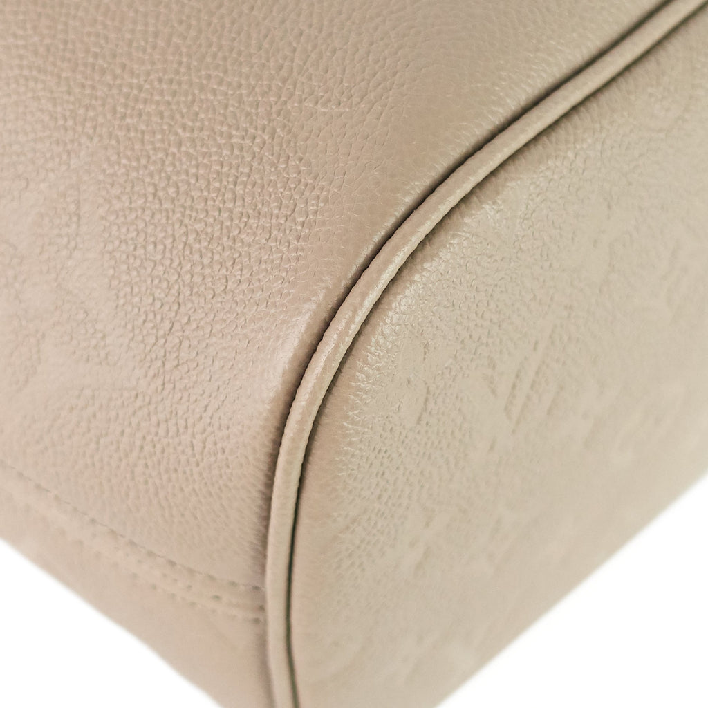 Louis Vuitto Neverfull MM Giant Monogram Empreinte Leather Tote Bag