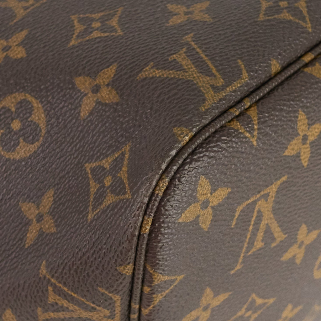Louis Vuitto Neverfull MM Monogram Canvas Tote Bag