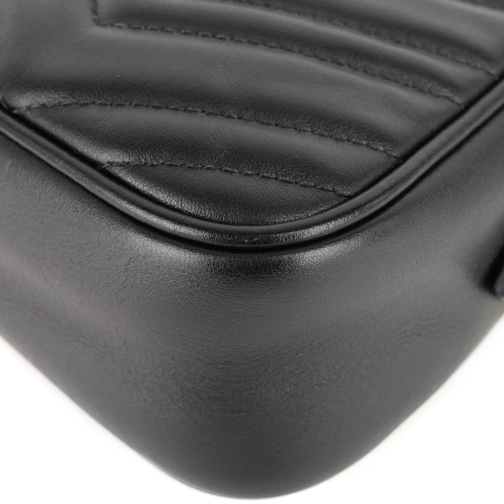 Gucci GG Marmont Small Matelass� Calfskin Shoulder Bag