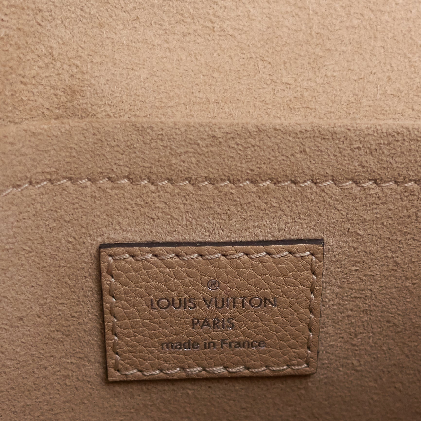 Louis Vuitto Mylockme BB Calfskin Leather Chain Shoulder Bag