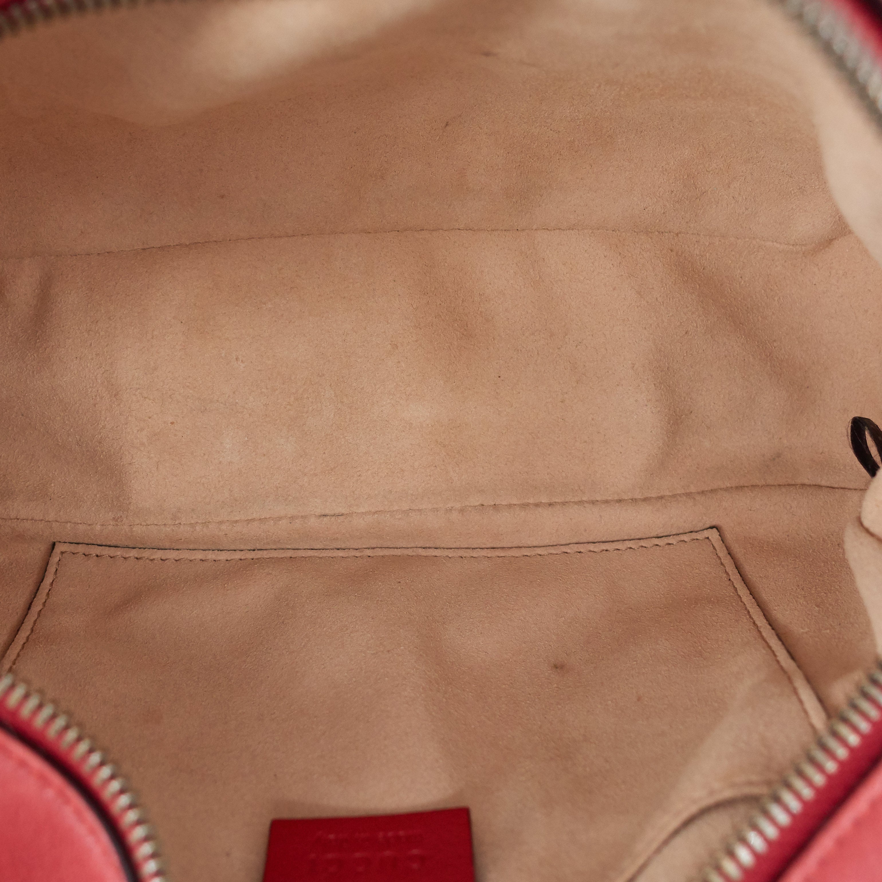 Gucci GG Marmont Small Matelass� Calfskin Shoulder Bag