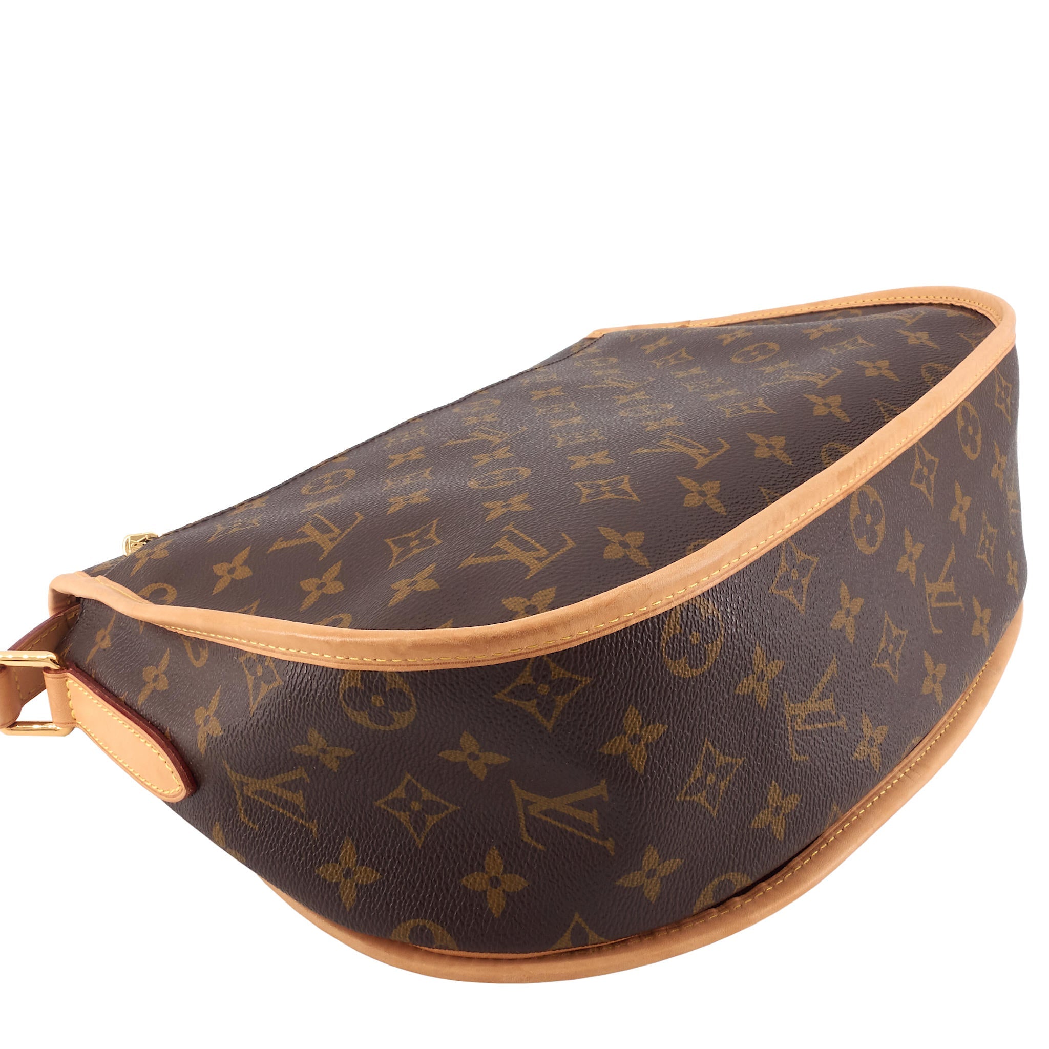 Louis Vuitto Menilmontant MM Monogram Canvas Shoulder Bag