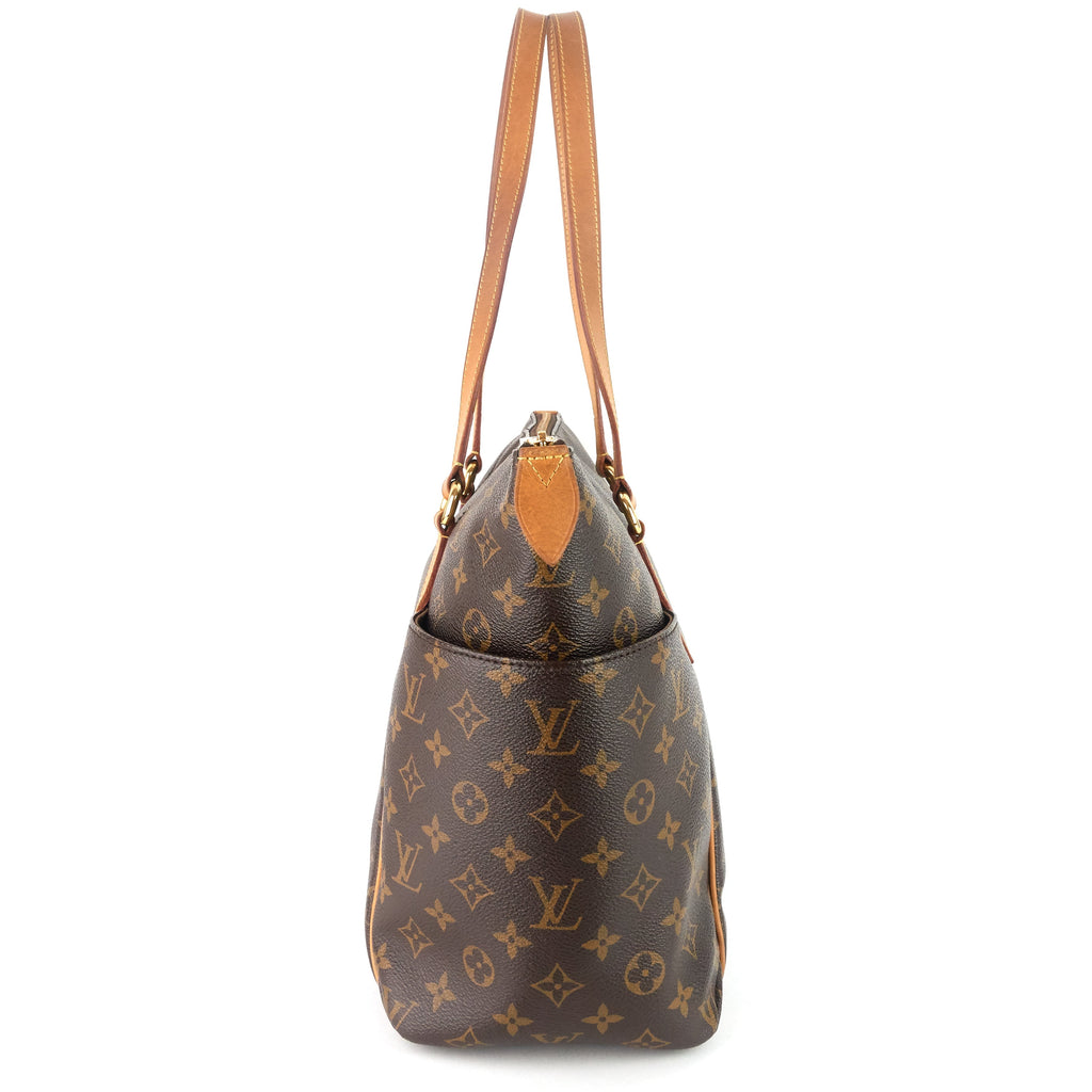 Louis Vuitto Totally MM Monogram Canvas Tote Bag