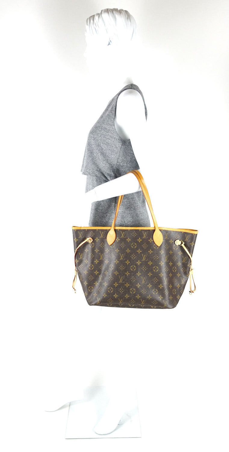 Louis Vuitto Neverfull MM Monogram Canvas Tote Bag
