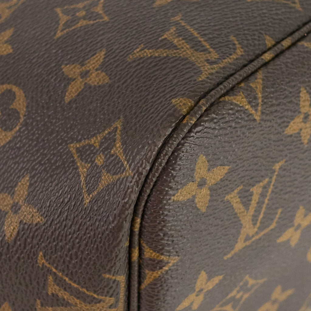 Louis Vuitto Neverfull MM Monogram Canvas Tote Bag