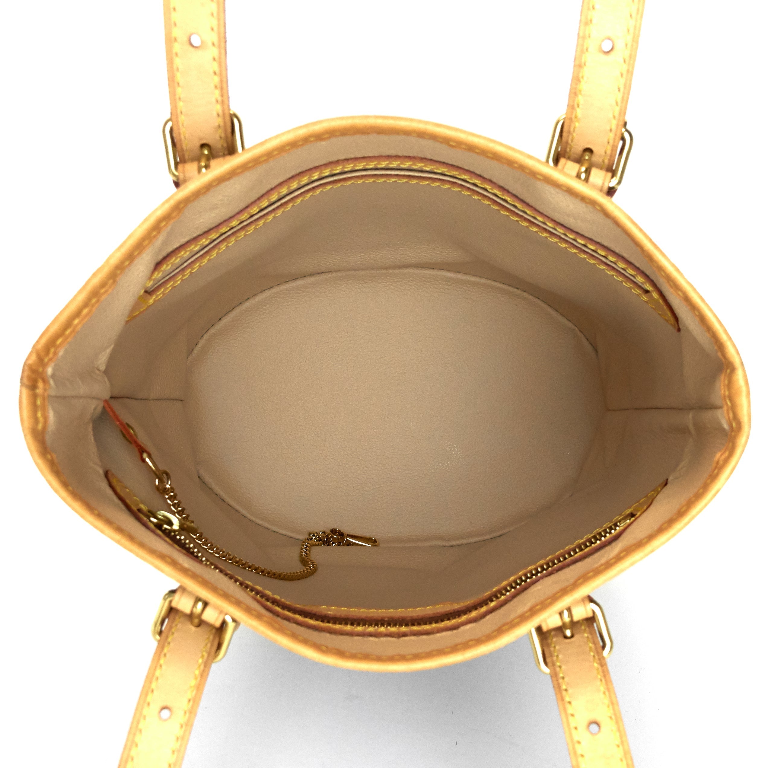 Louis Vuitto Bucket PM Monogram Canvas Shoulder Bag