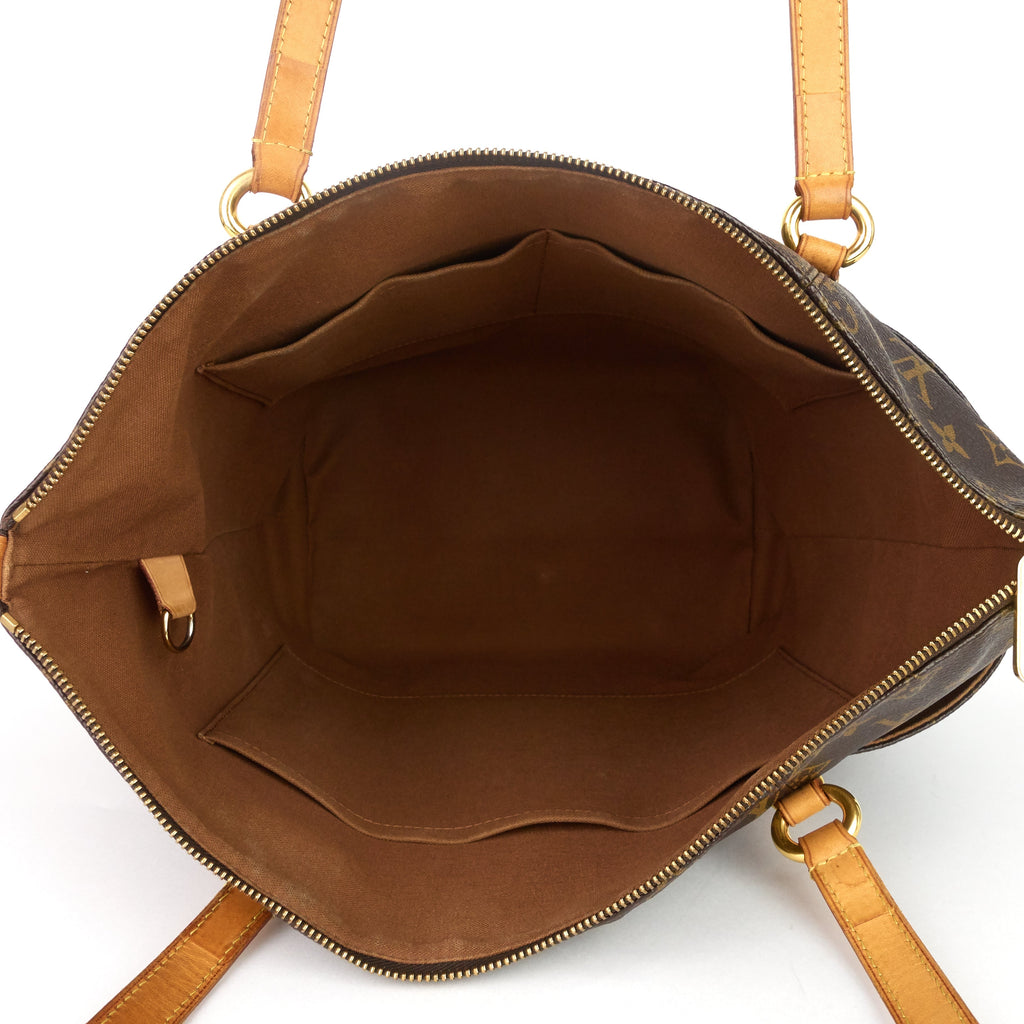 Louis Vuitto Totally MM Monogram Canvas Tote Bag