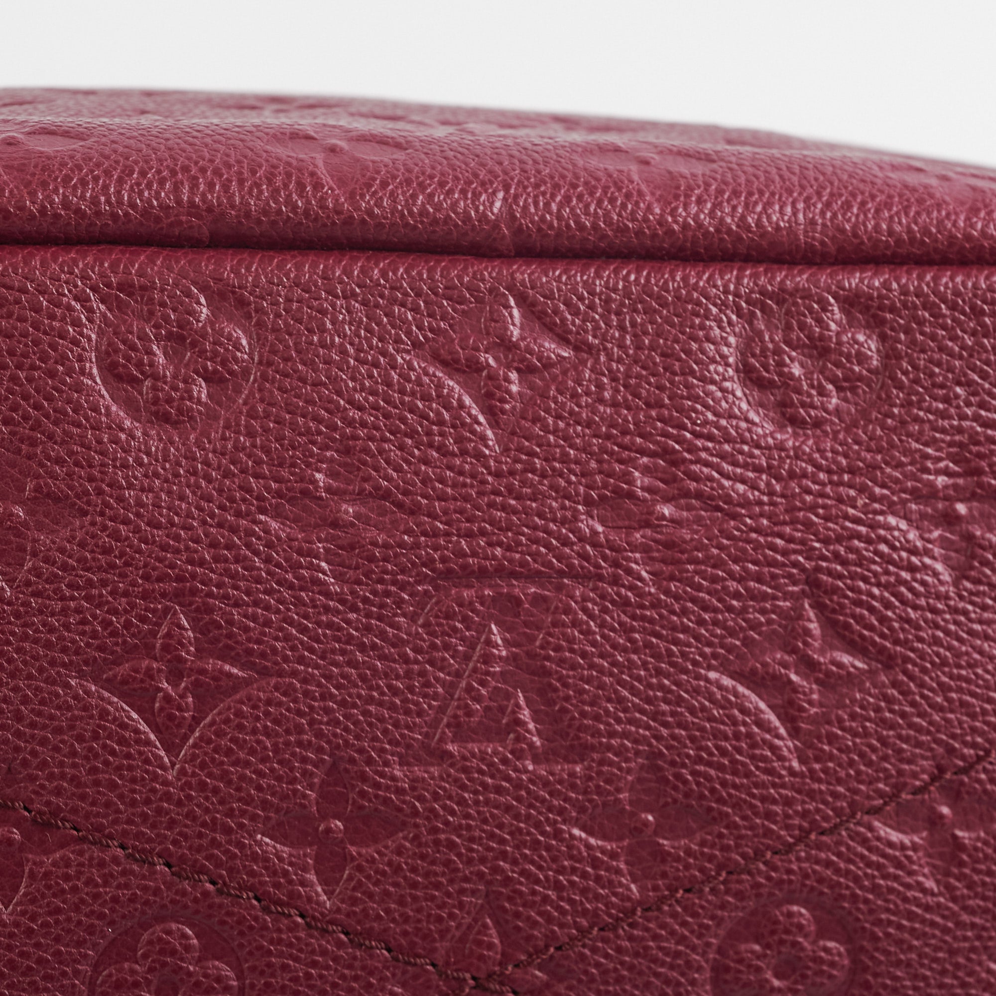 Louis Vuitton Artsy Burgundy MM Shoulder Bag