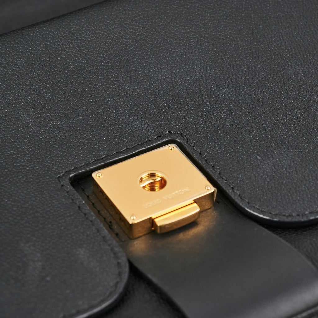 Louis Vuitton Very Chain Black Shoulder Bag