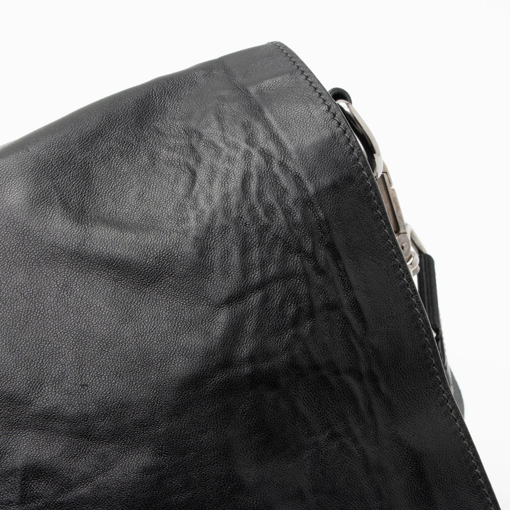 Prada Aged Calfskin Flap Messenger Bag (SHF-D2J23z)