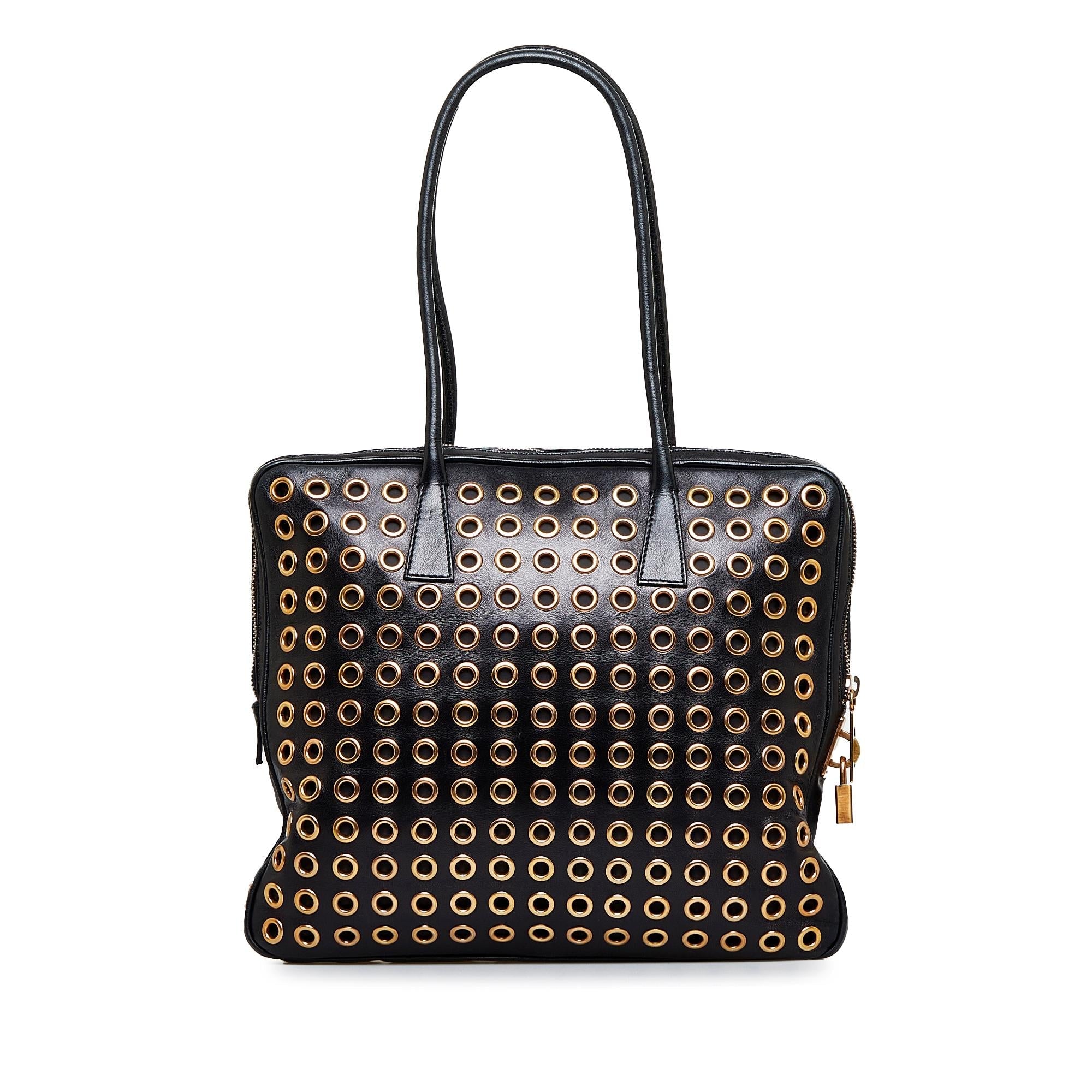 Prada Grommet Shoulder Bag (SHG-FiUEnf)
