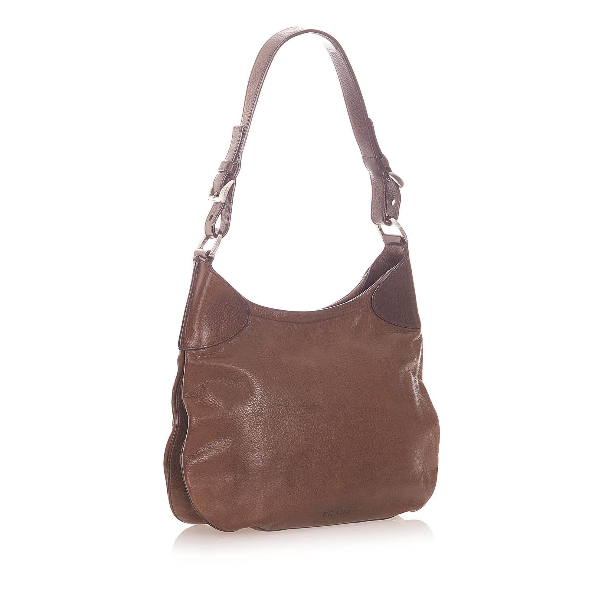 Prada Leather Shoulder Bag (SHG-32349)