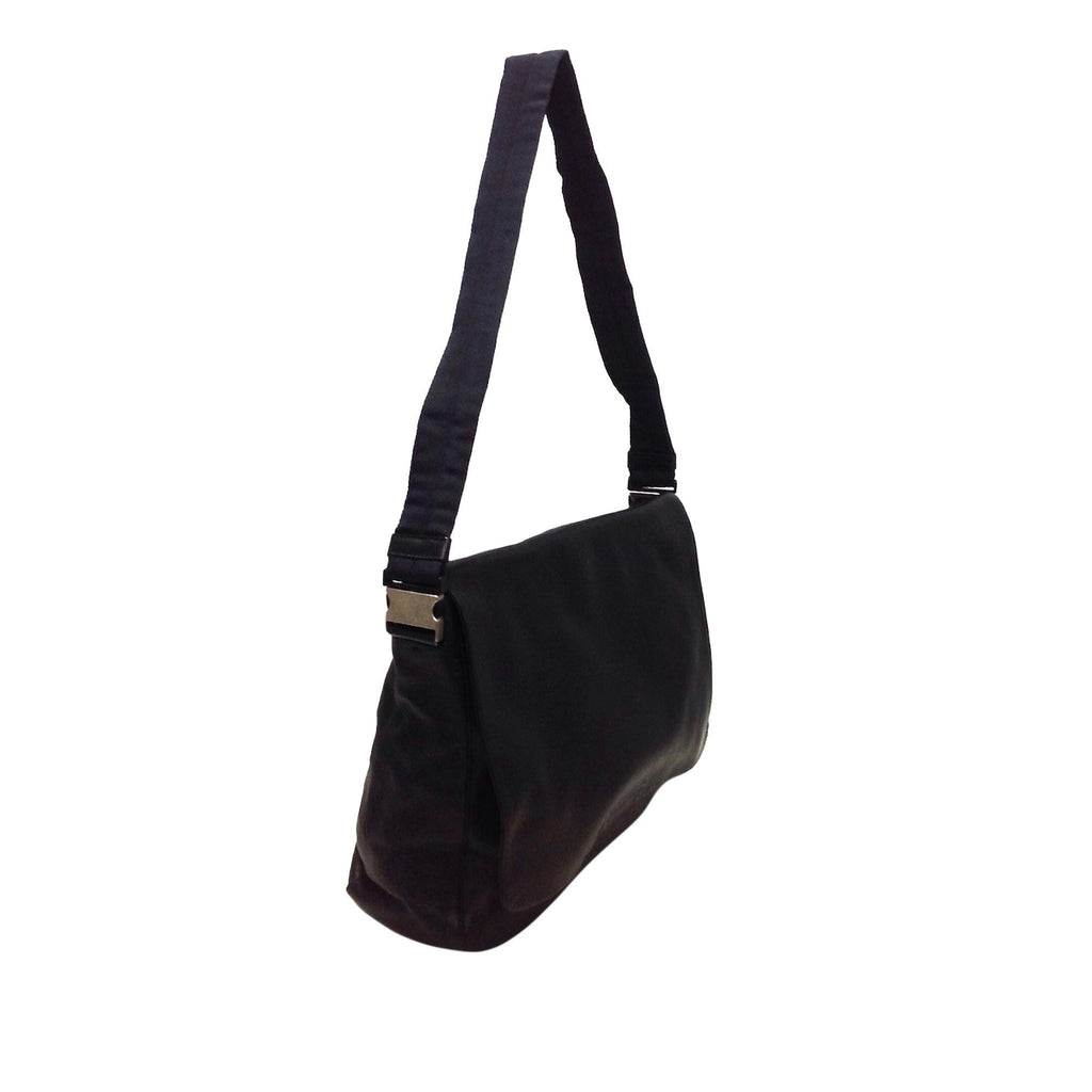 Prada Leather Shoulder Bag (SHG-AzQgSt)