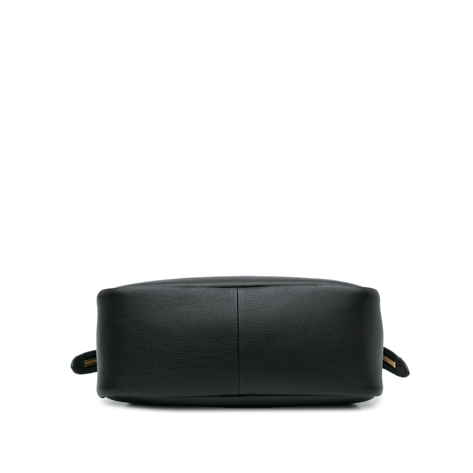 Prada Medium Soft Calf Shoulder Bag (SHG-C6avc3)