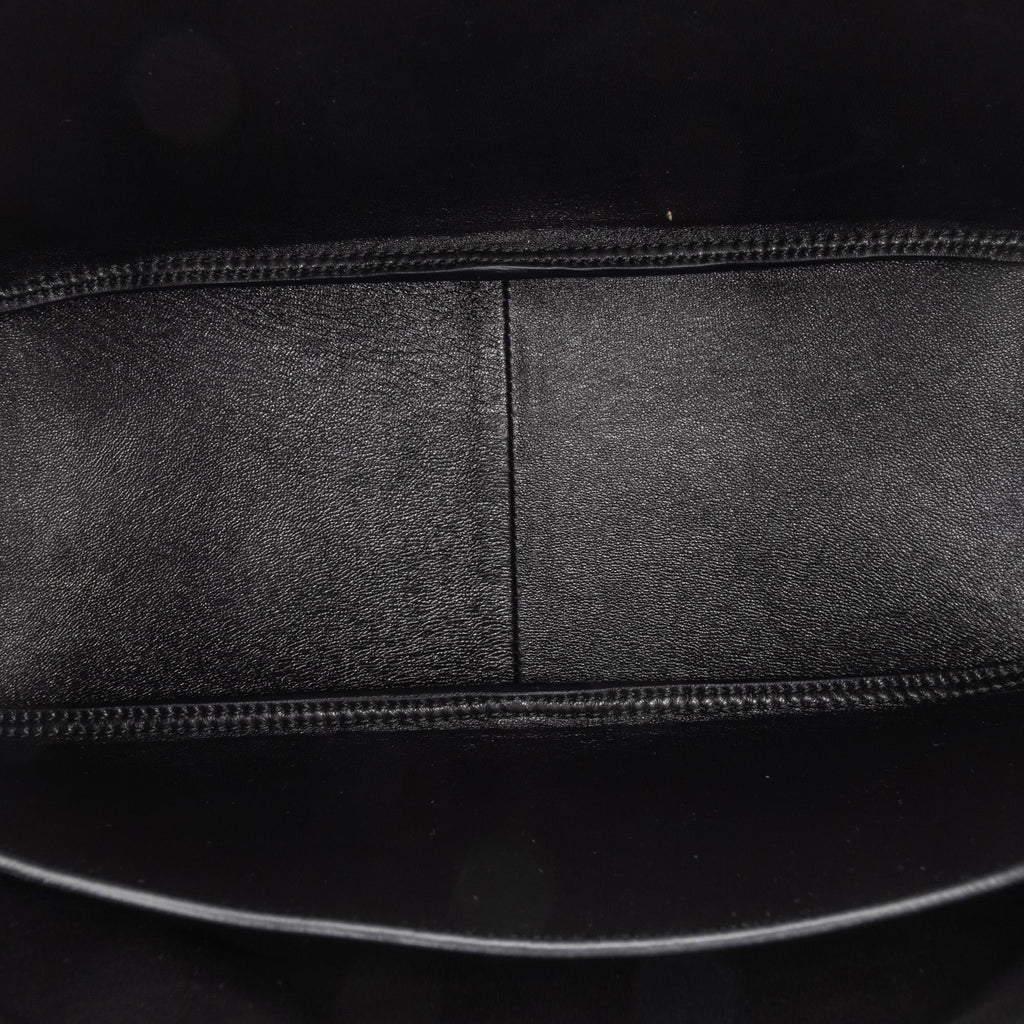 Prada Medium Soft Calf Shoulder Bag (SHG-C6avc3)