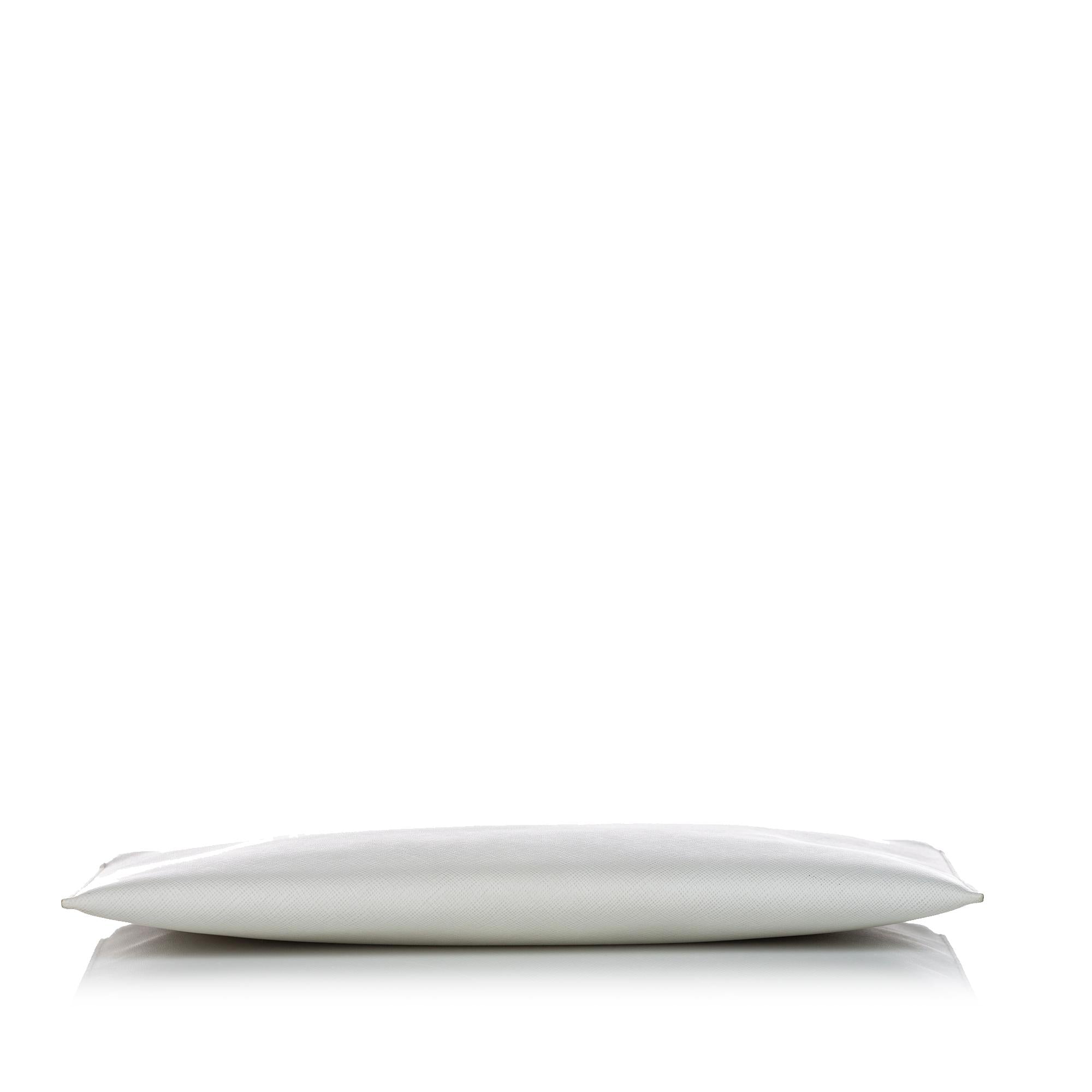 Prada Saffiano Clutch Bag (SHG-27441)