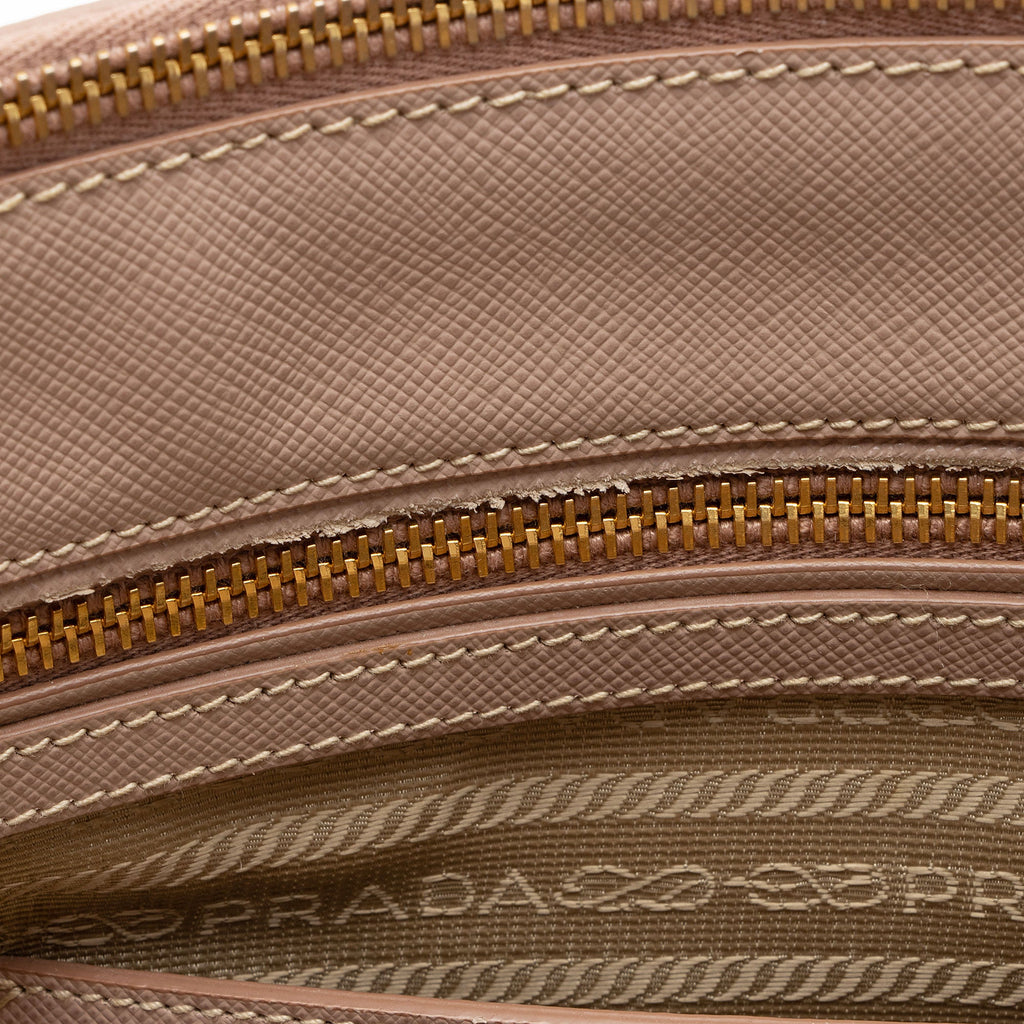 Prada Saffiano Galleria Medium Tote