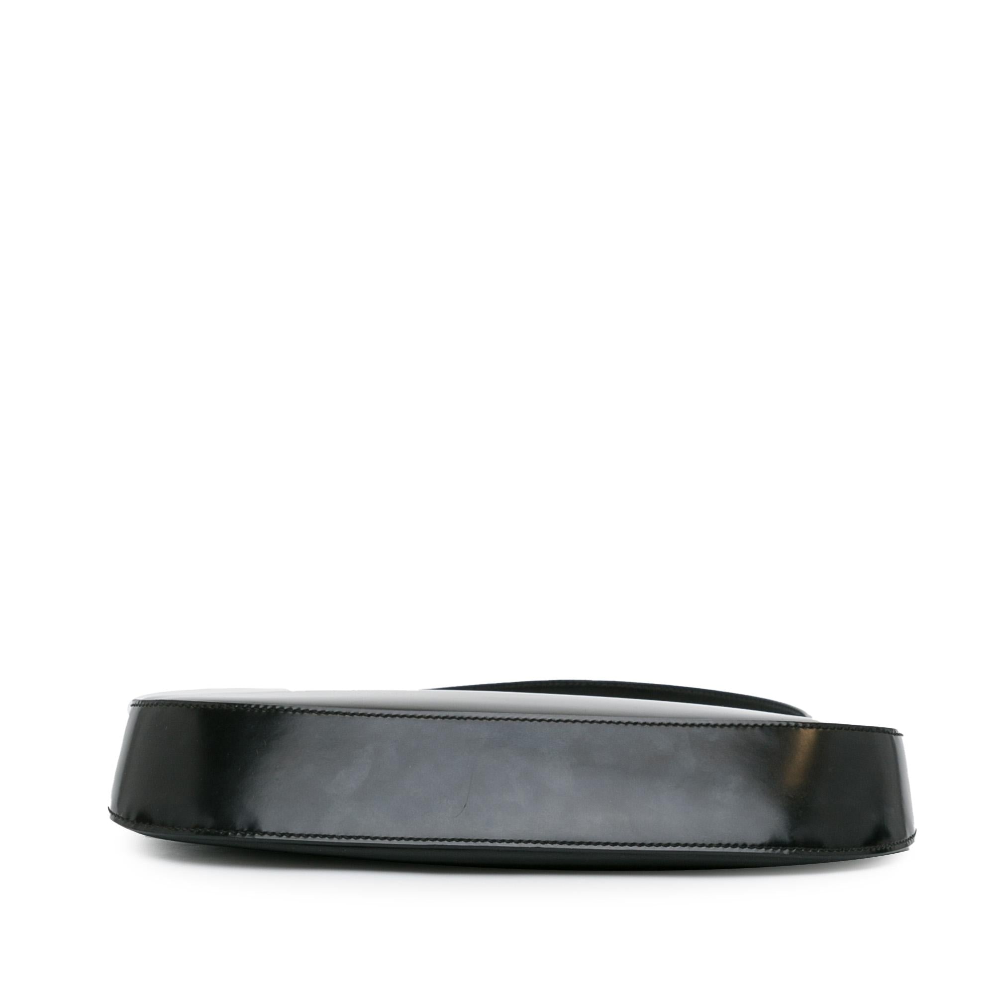 Prada Spazzolato Cleo Shoulder Bag (SHG-d61SiJ)