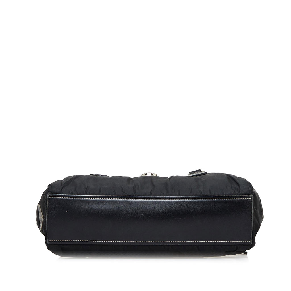 Prada Tessuto Easy Shoulder Bag (SHG-xfMhzc)