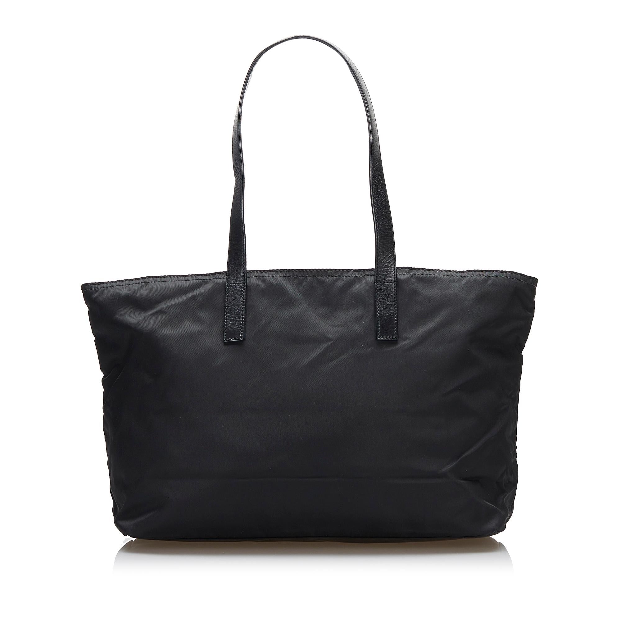 Prada Tessuto Tote Bag (SHG-CGKYiq)
