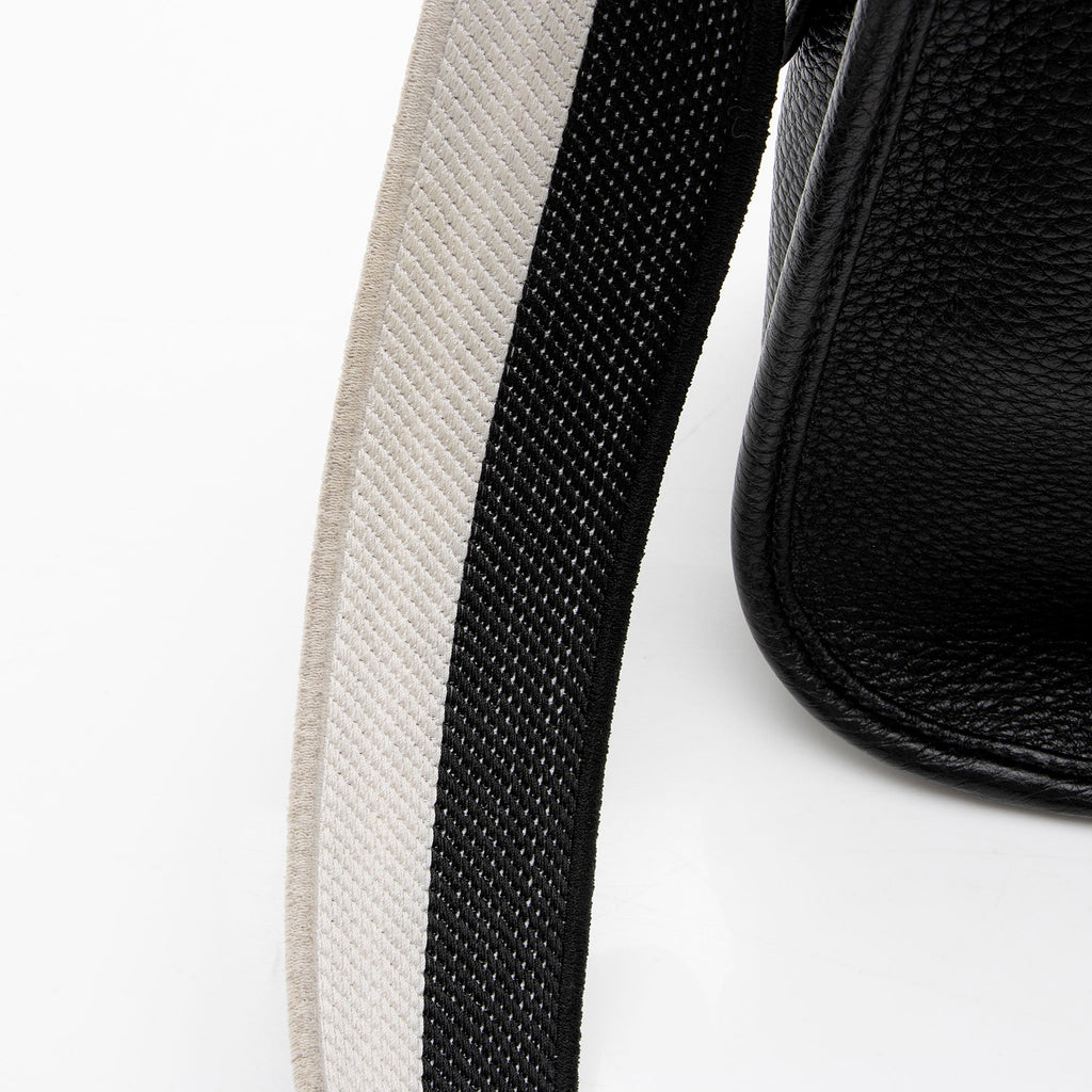 Prada Vitello Daino Logo Medium Soft Messenger