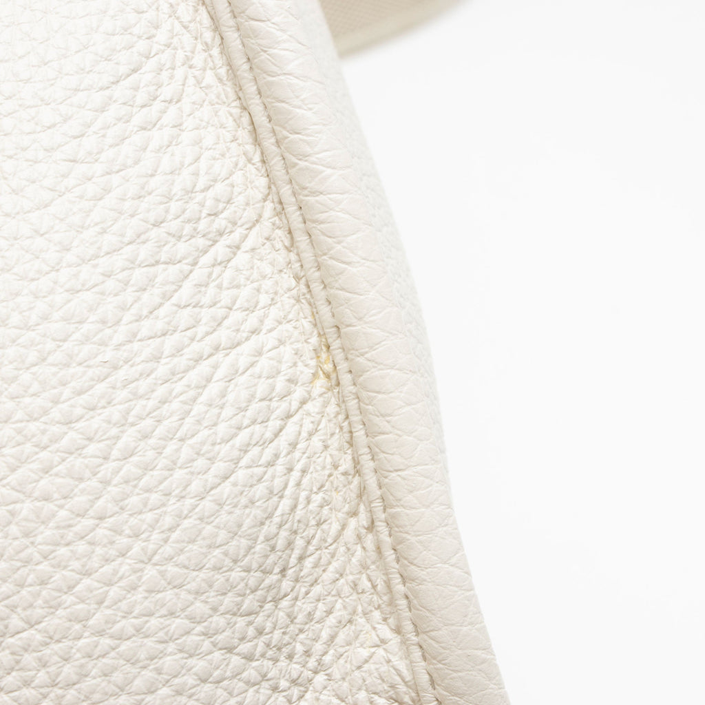 Prada Vitello Daino Logo Medium Soft Messenger