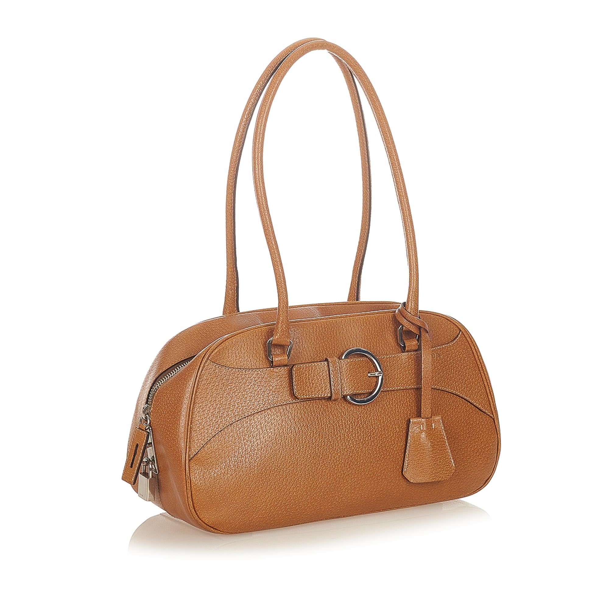 Prada Vitello Daino Shoulder Bag (SHG-31692)