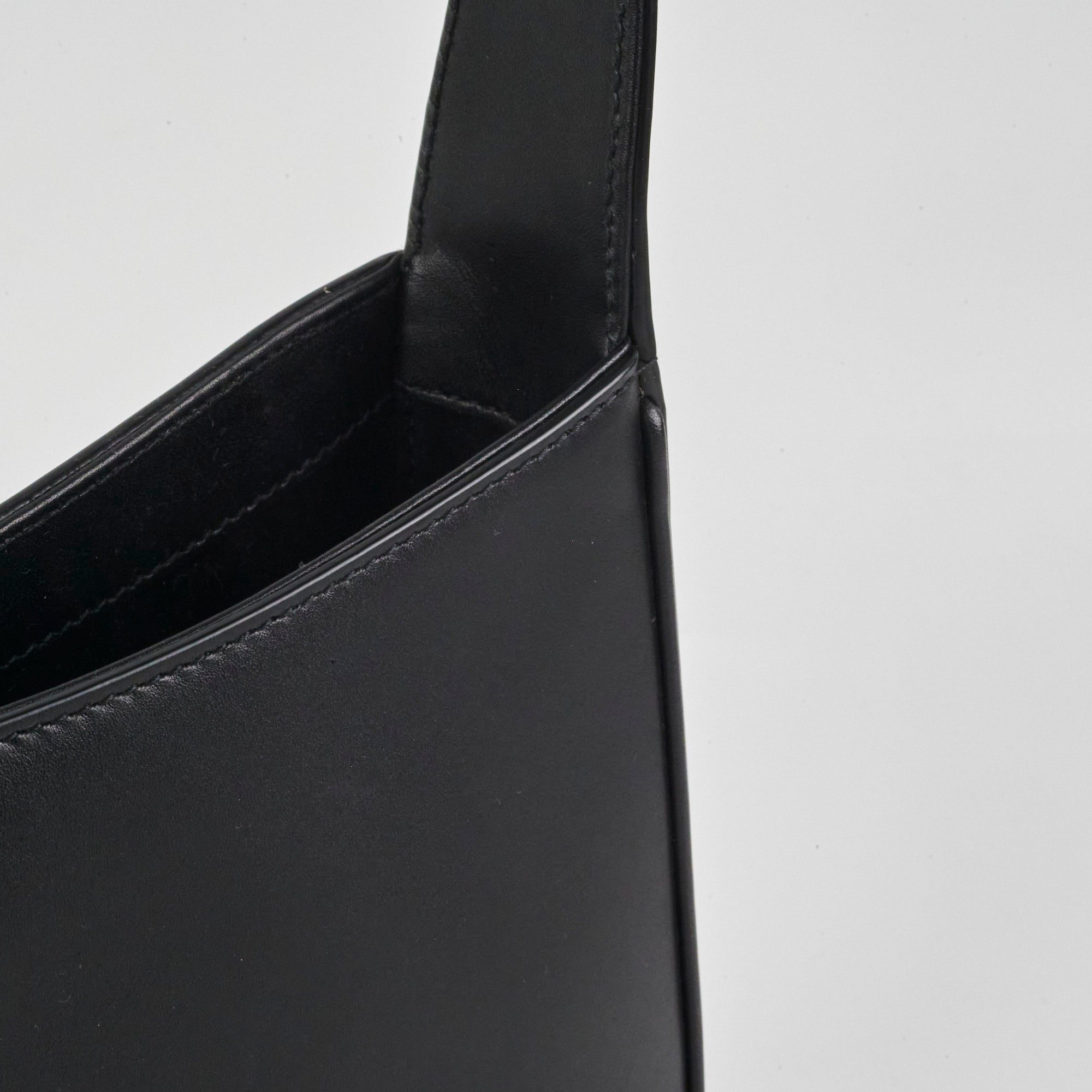 Saint Laurent Le 5 A 7 Black Shoulder Bag