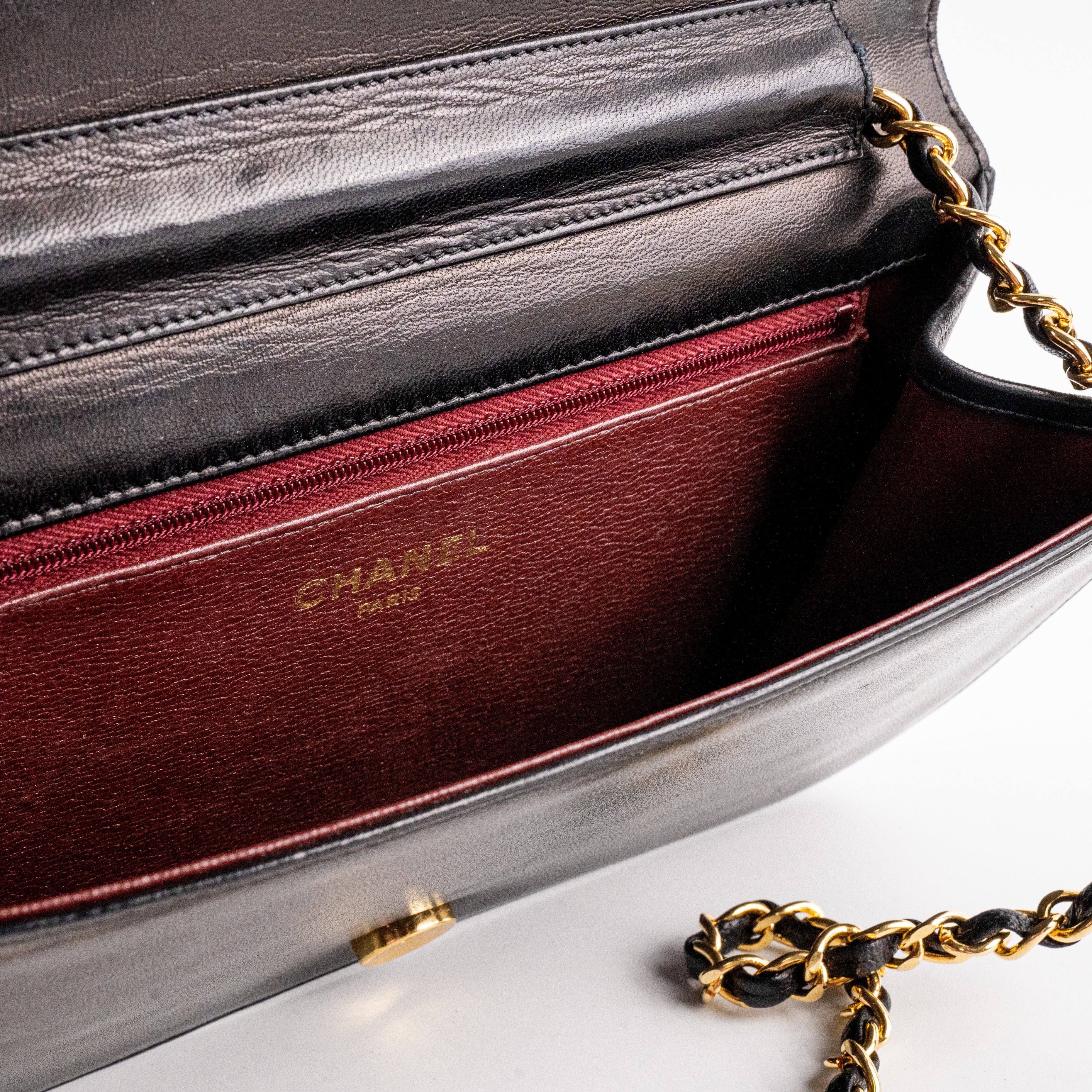 Chanel Vintage Flap Clutch Shoulder Bag Black