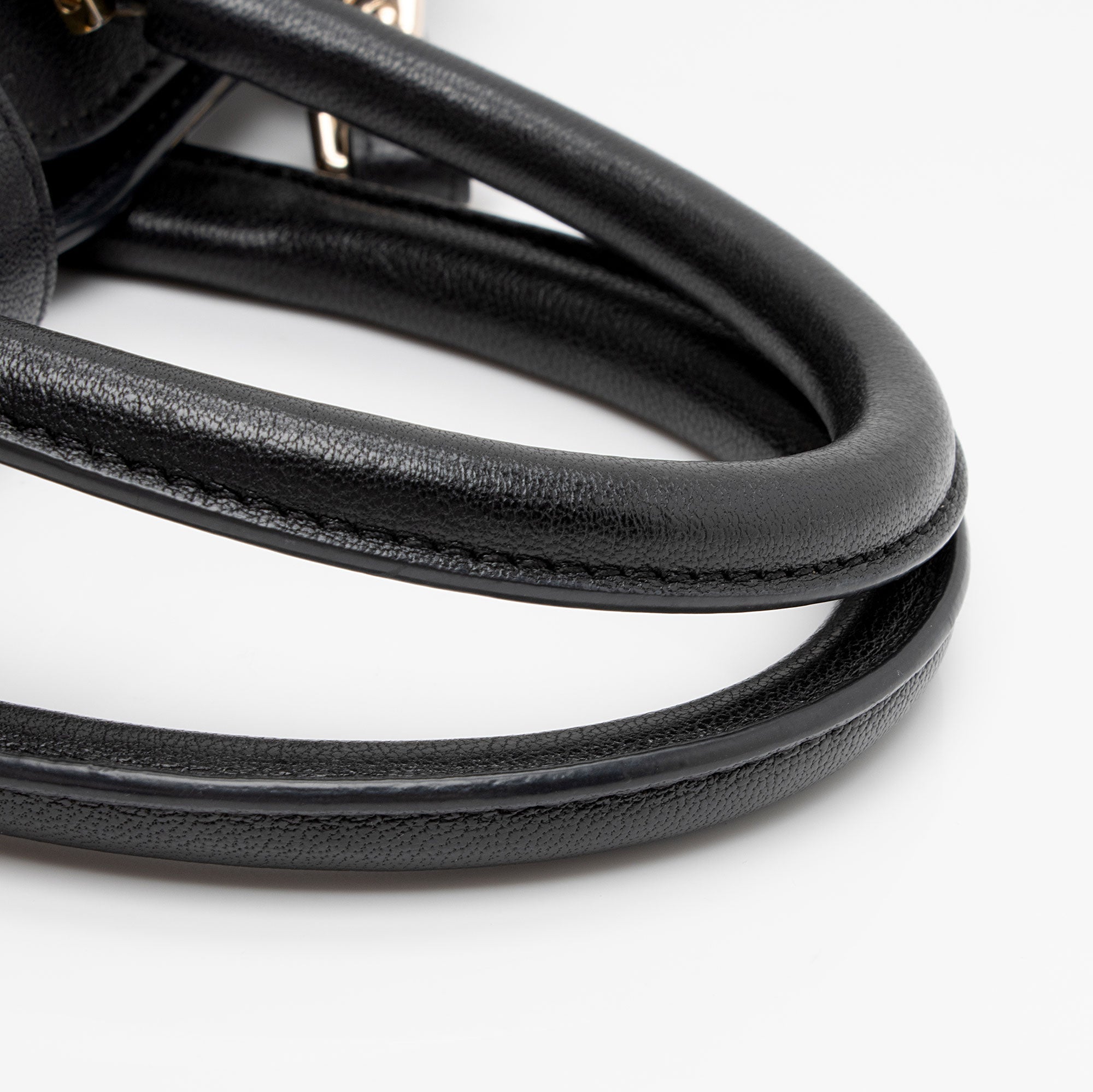 Saint Laurent Calfskin Cabas Chyc Small Tote (SHF-ntqfXK)